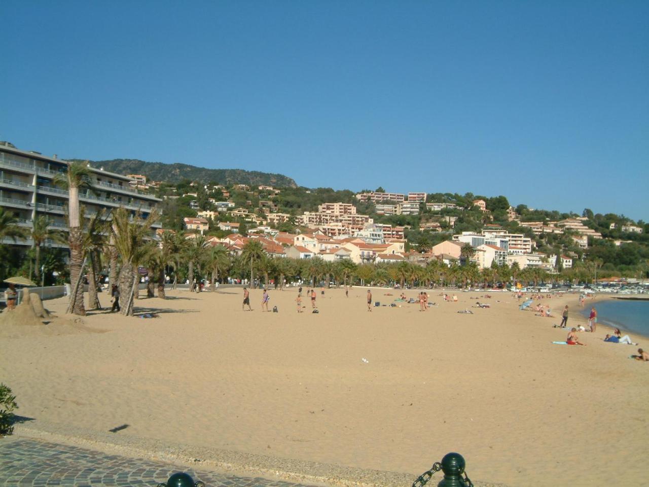 Les 12 Sables