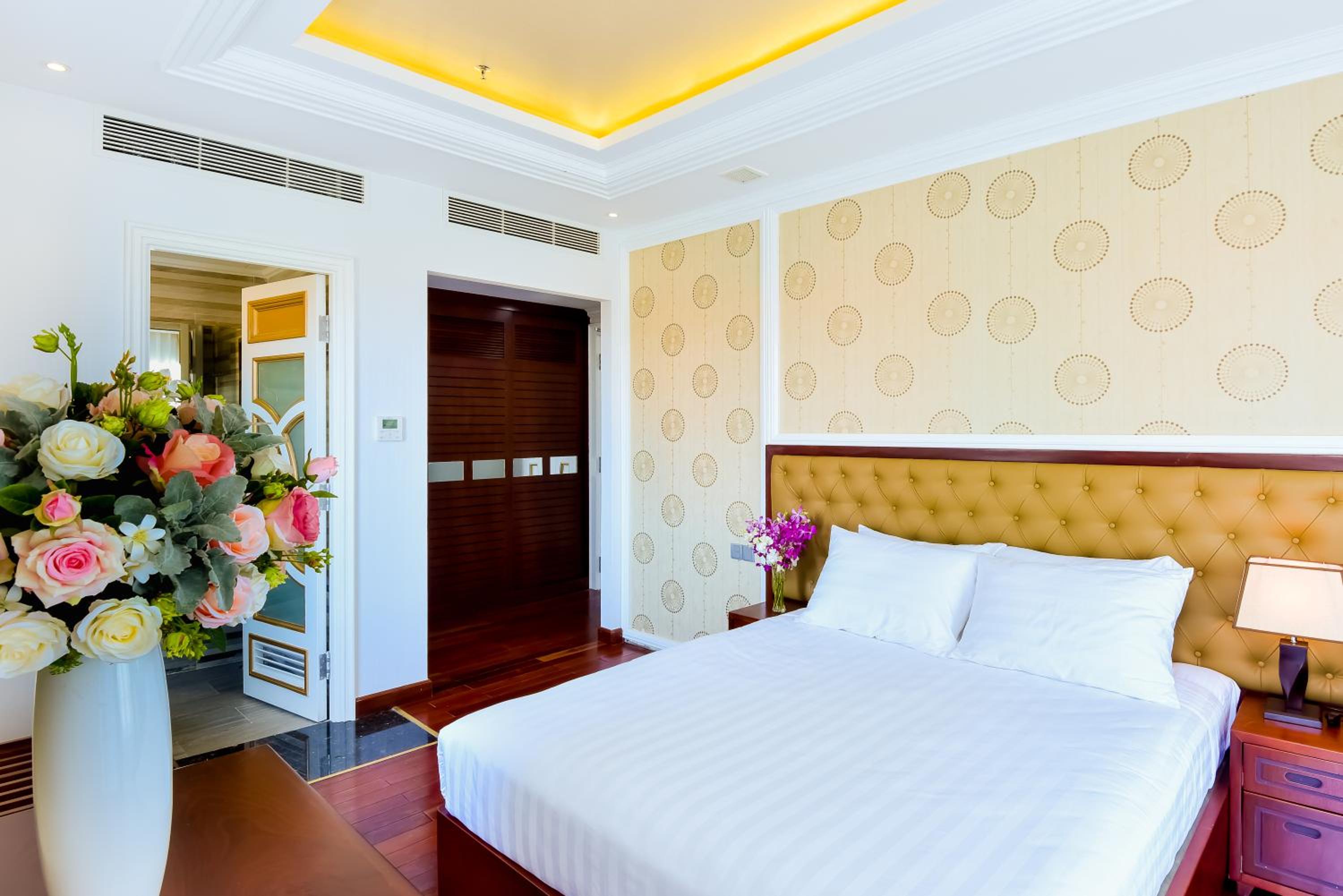 Rung Huong Apartment Danang Beach