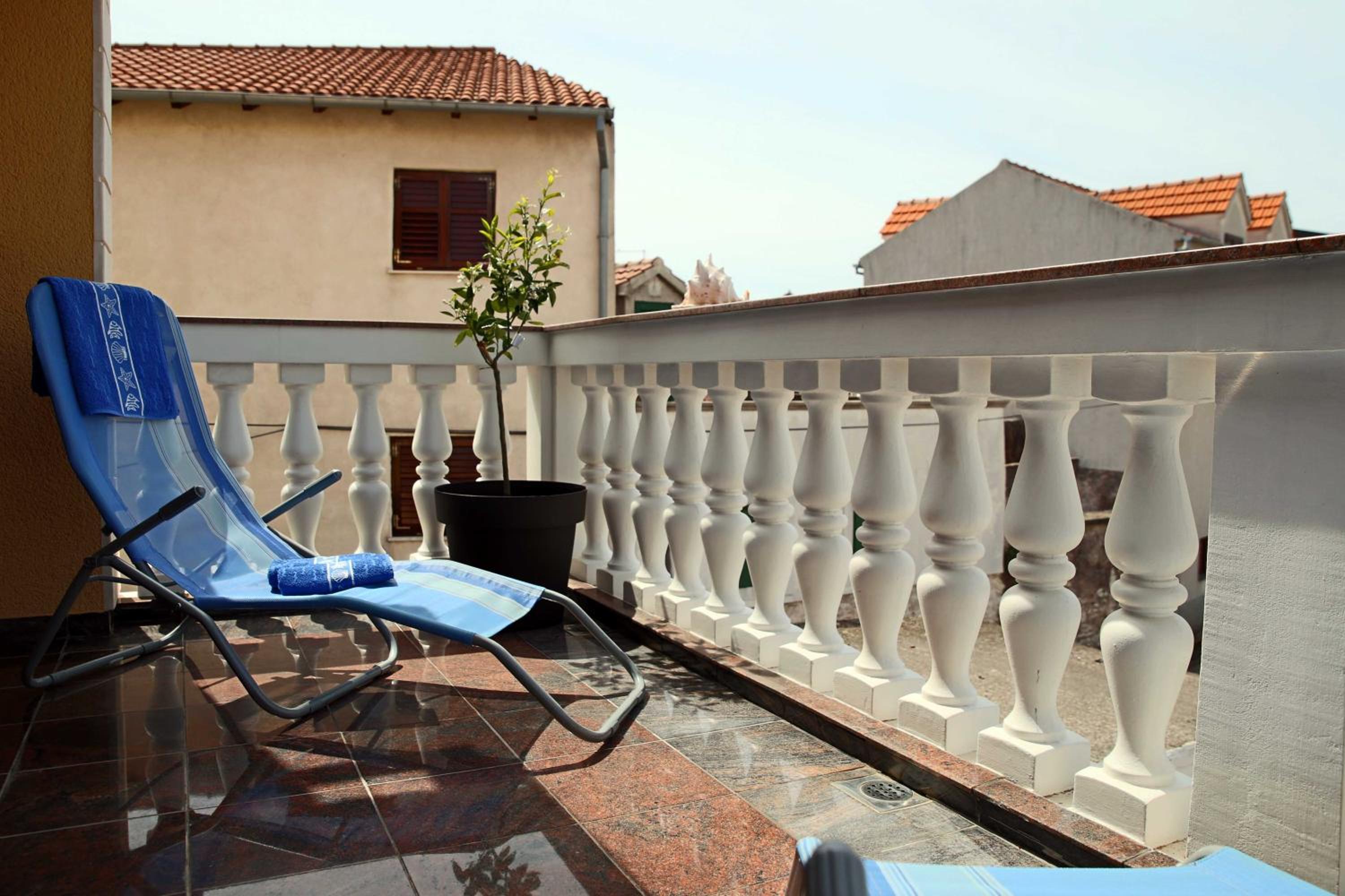 Apartments Visnja