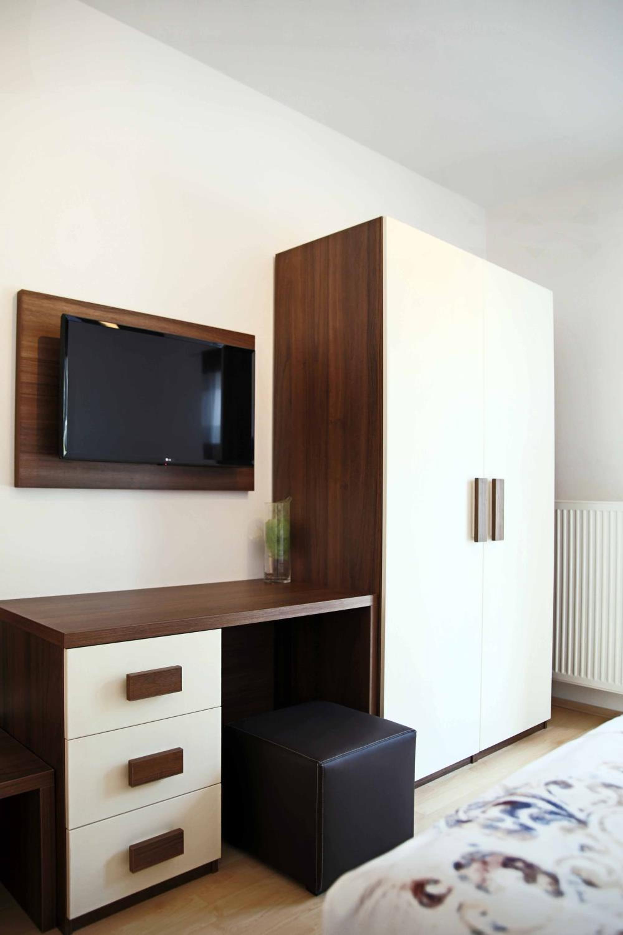 Apartments Visnja