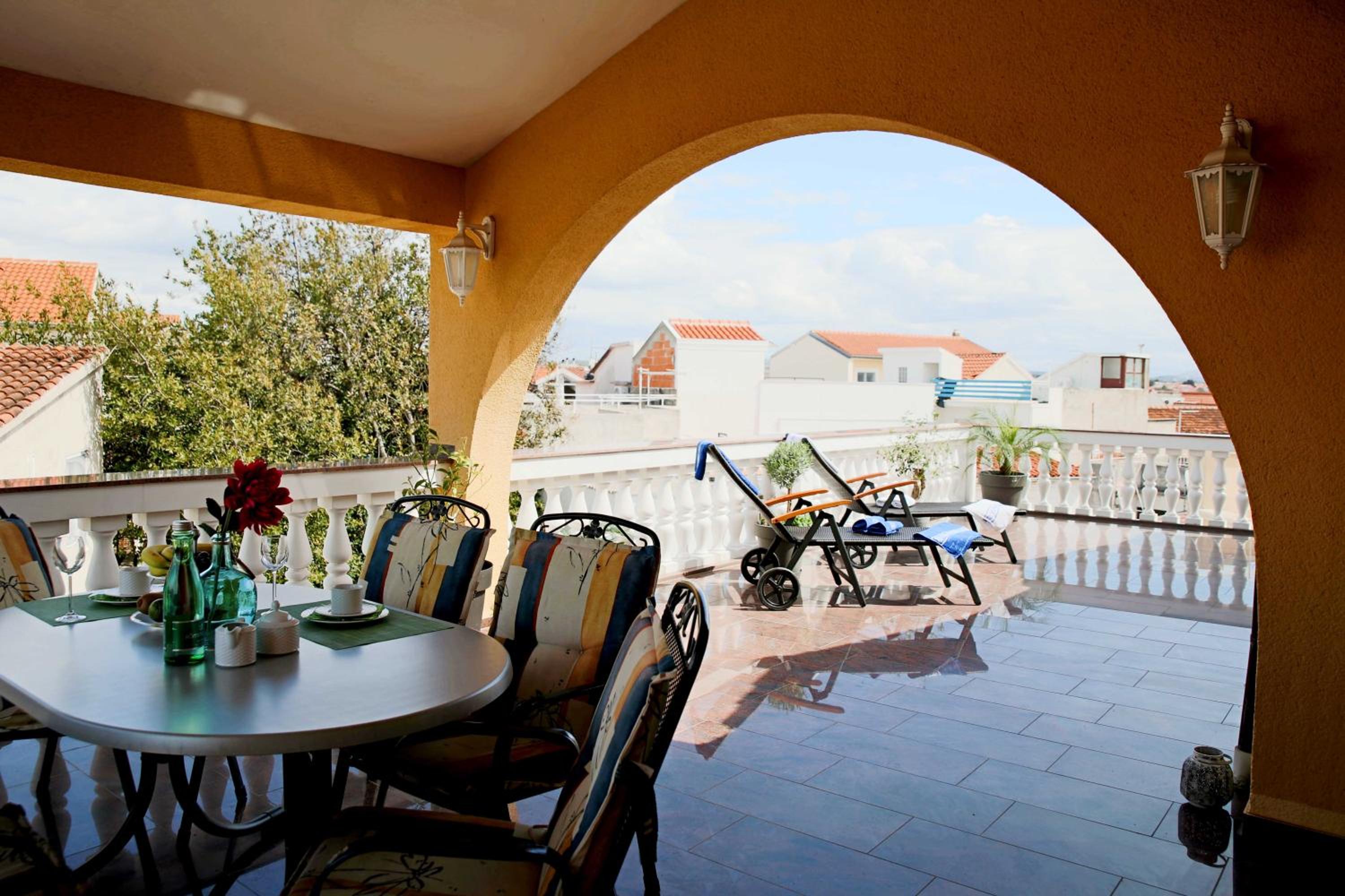 Apartments Visnja