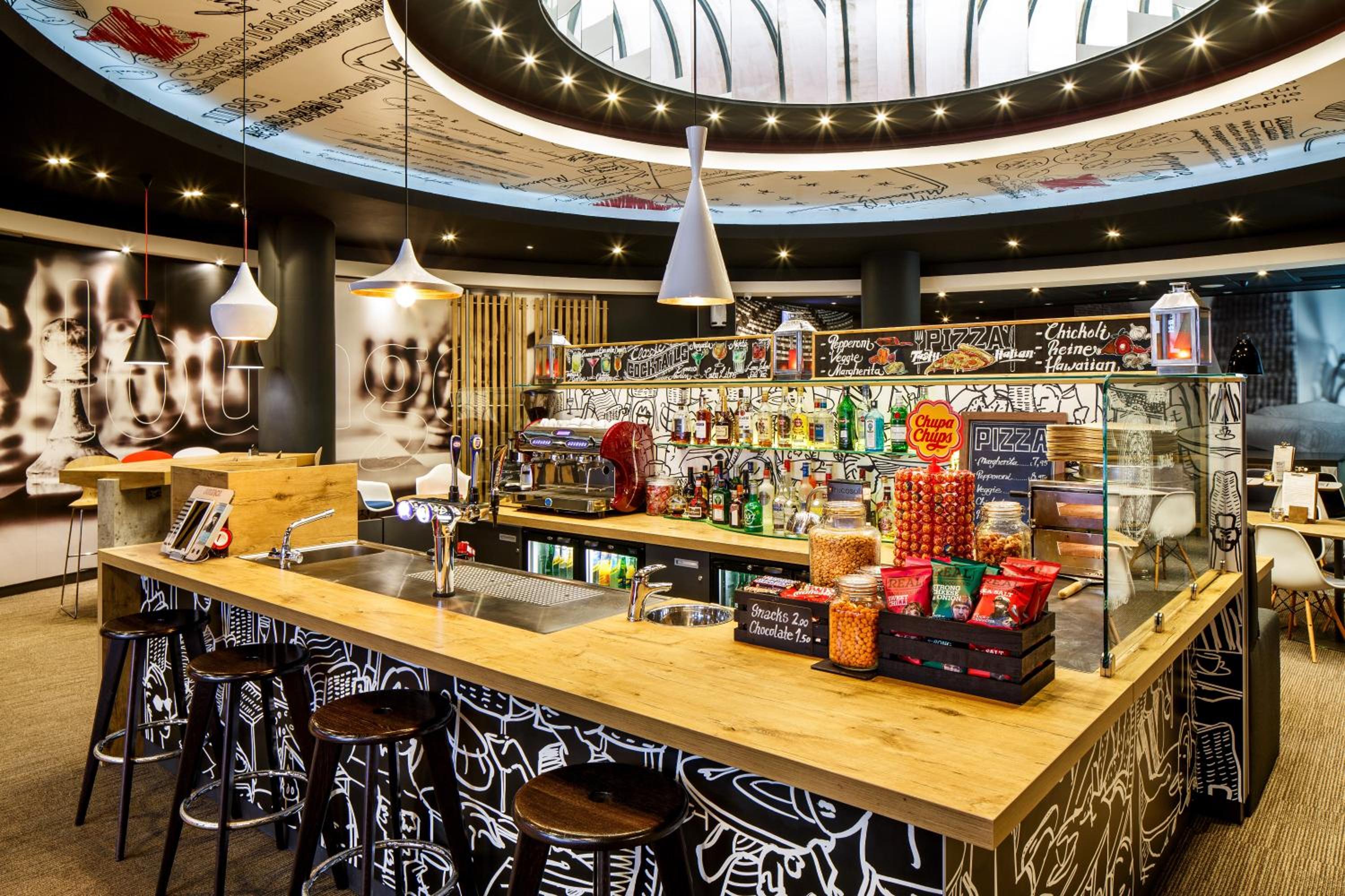ibis Birmingham Centre New Street Station Hotel — photo 30