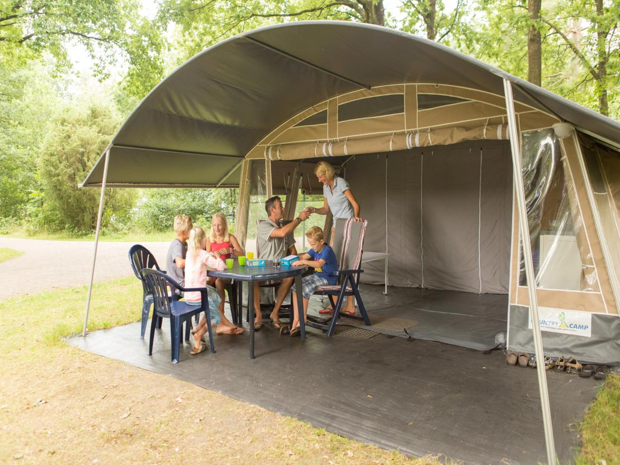 Country Camp camping 't Strandheem view 4
