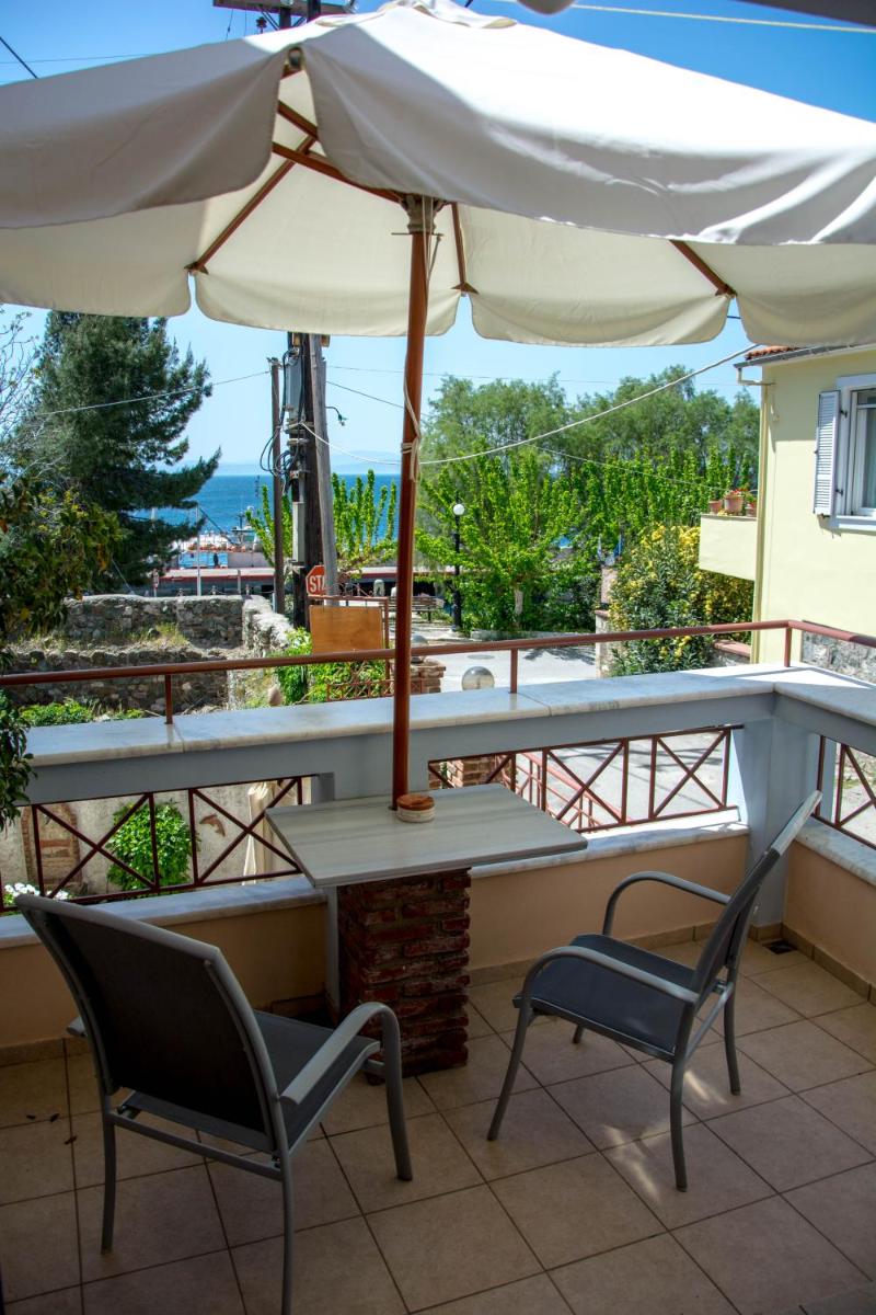 Koukounaries Apartments Limni photo 5
