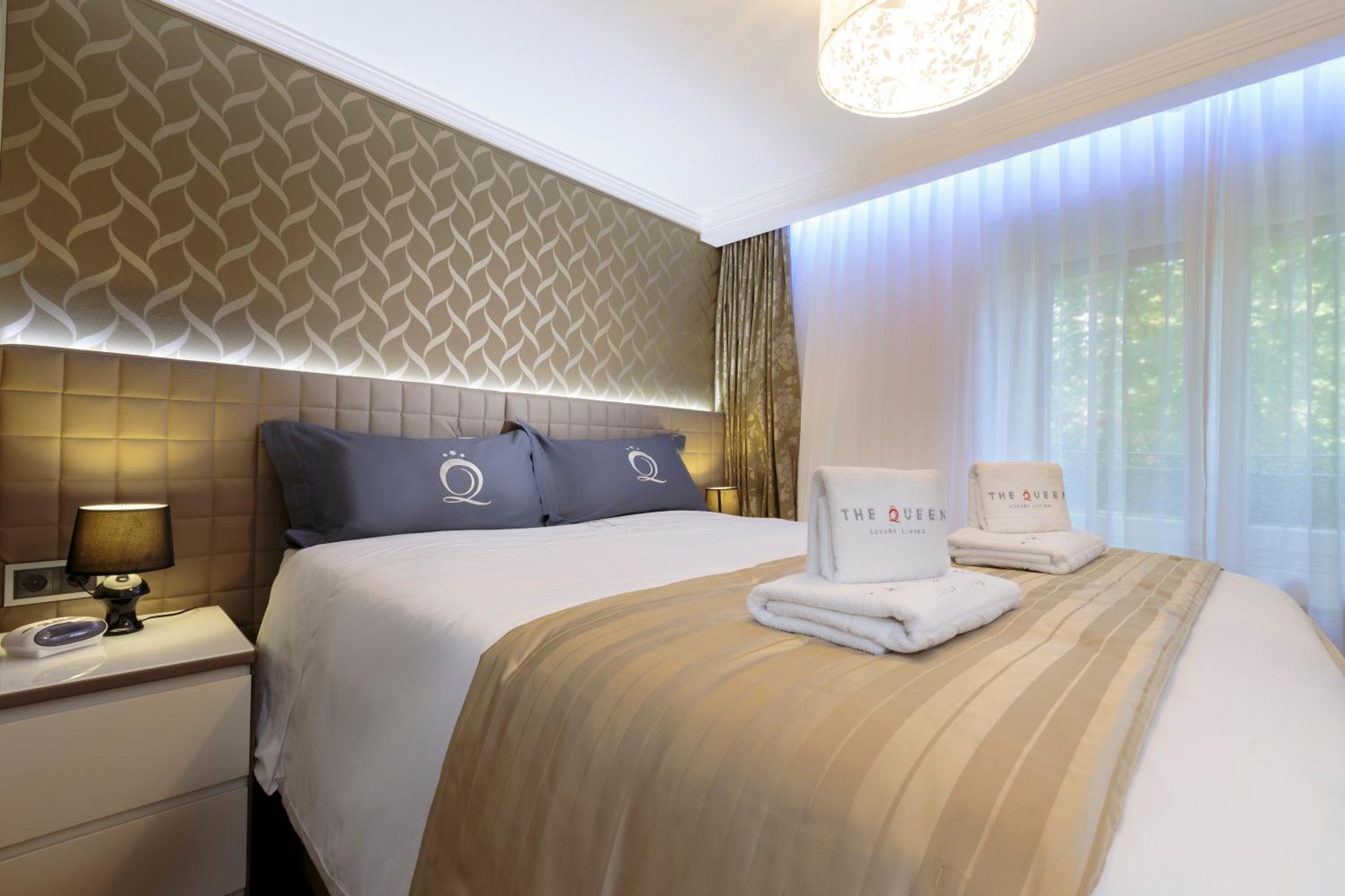 The Queen Luxury Apartments - Villa Vinicia