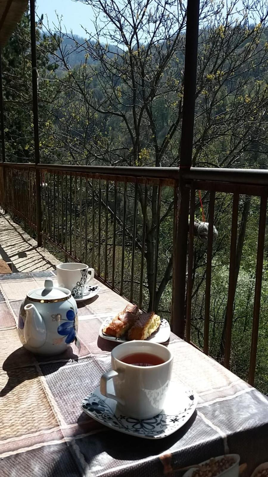 Arami Guest House