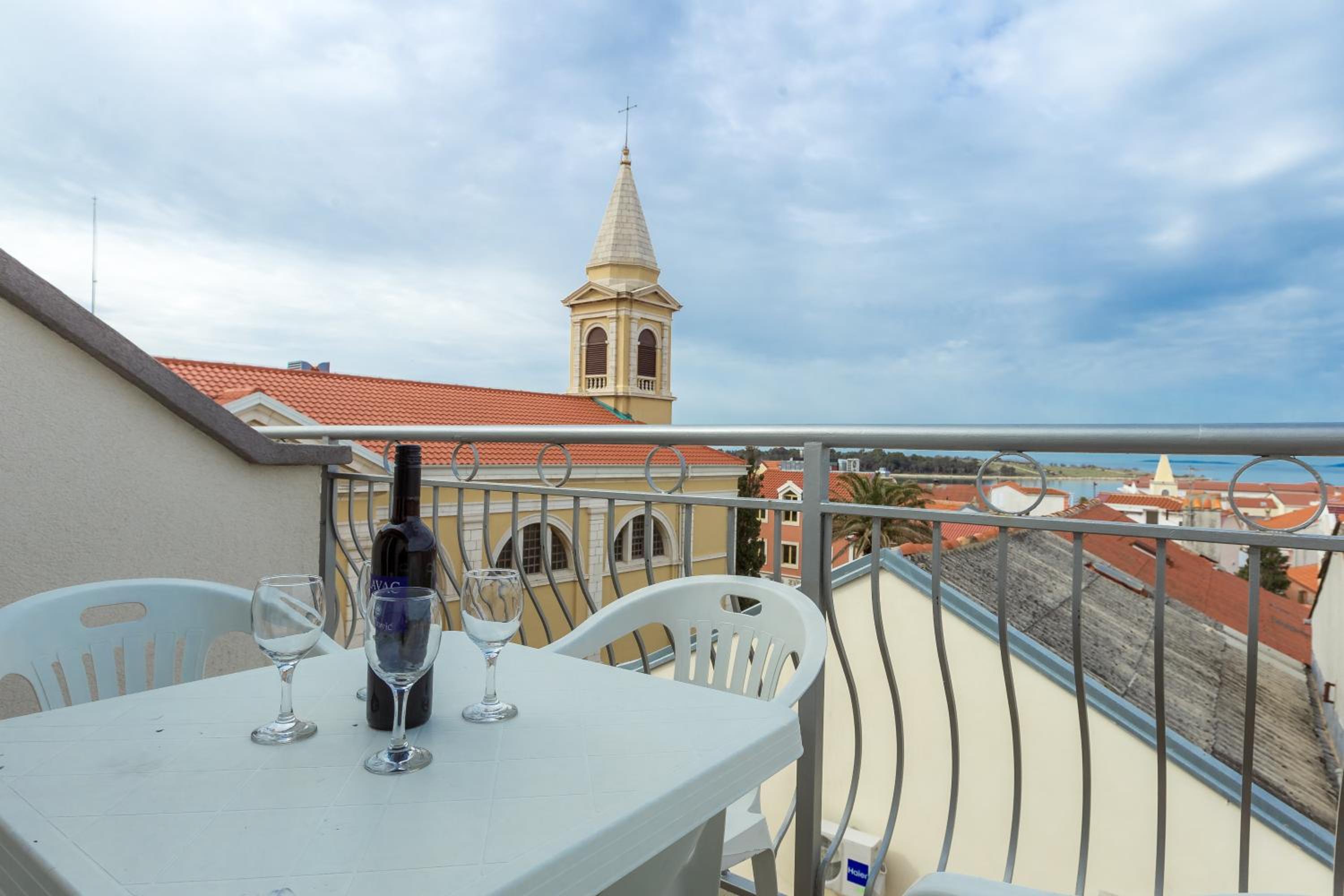Apartments in city center Ventus view 5