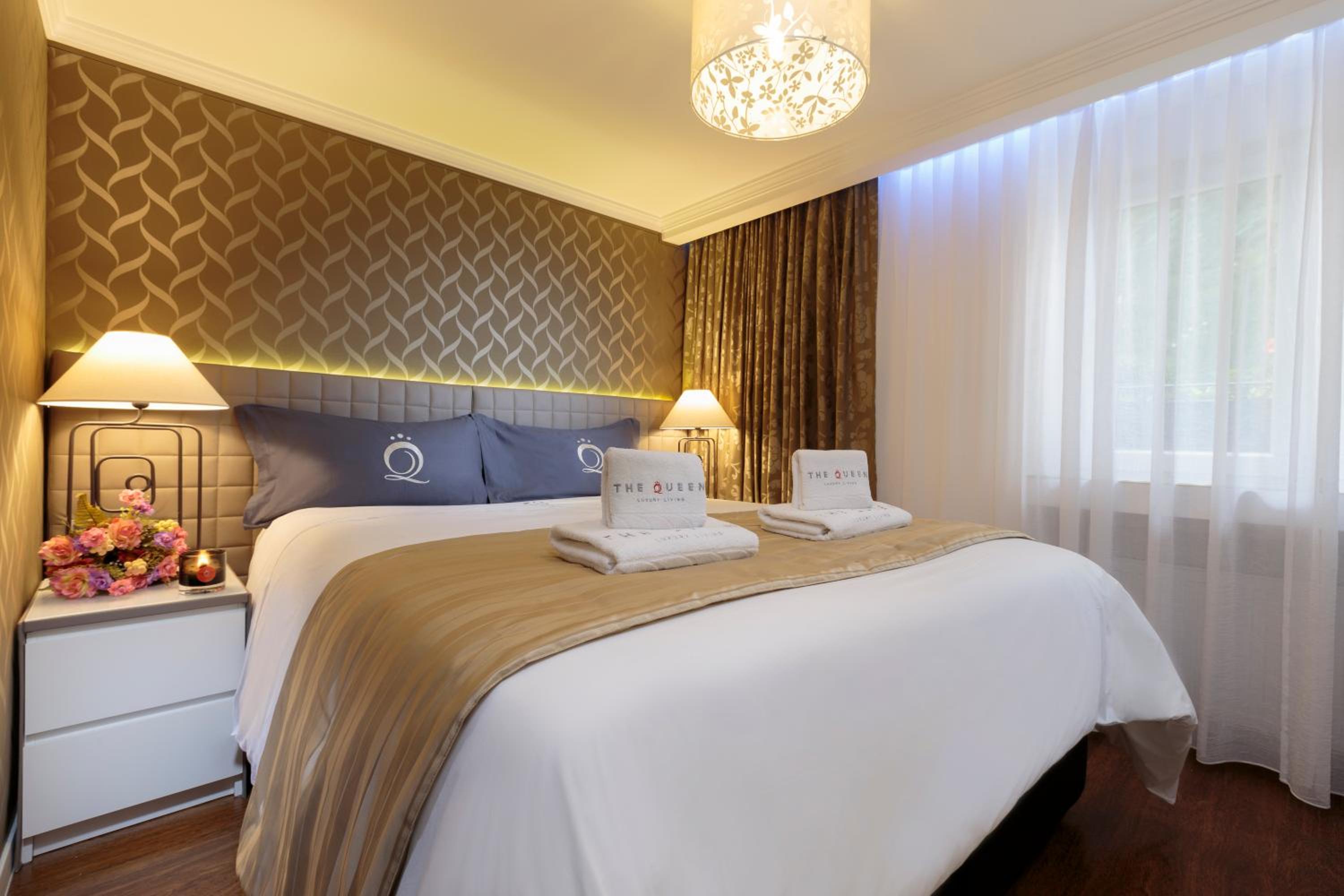 The Queen Luxury Apartments - Villa Vinicia