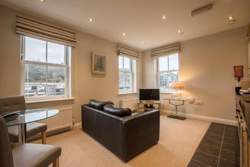 Douglas Vacations - Waterfront Apartments - Property Image 67