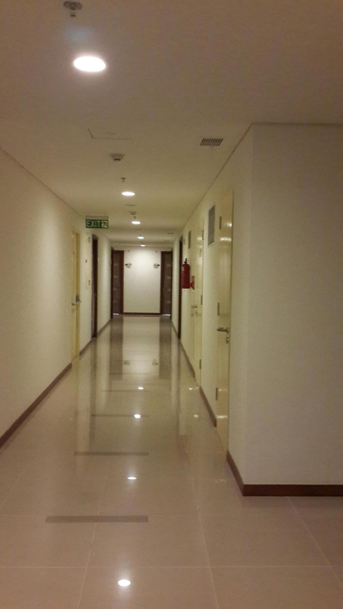 Robert's Condominium