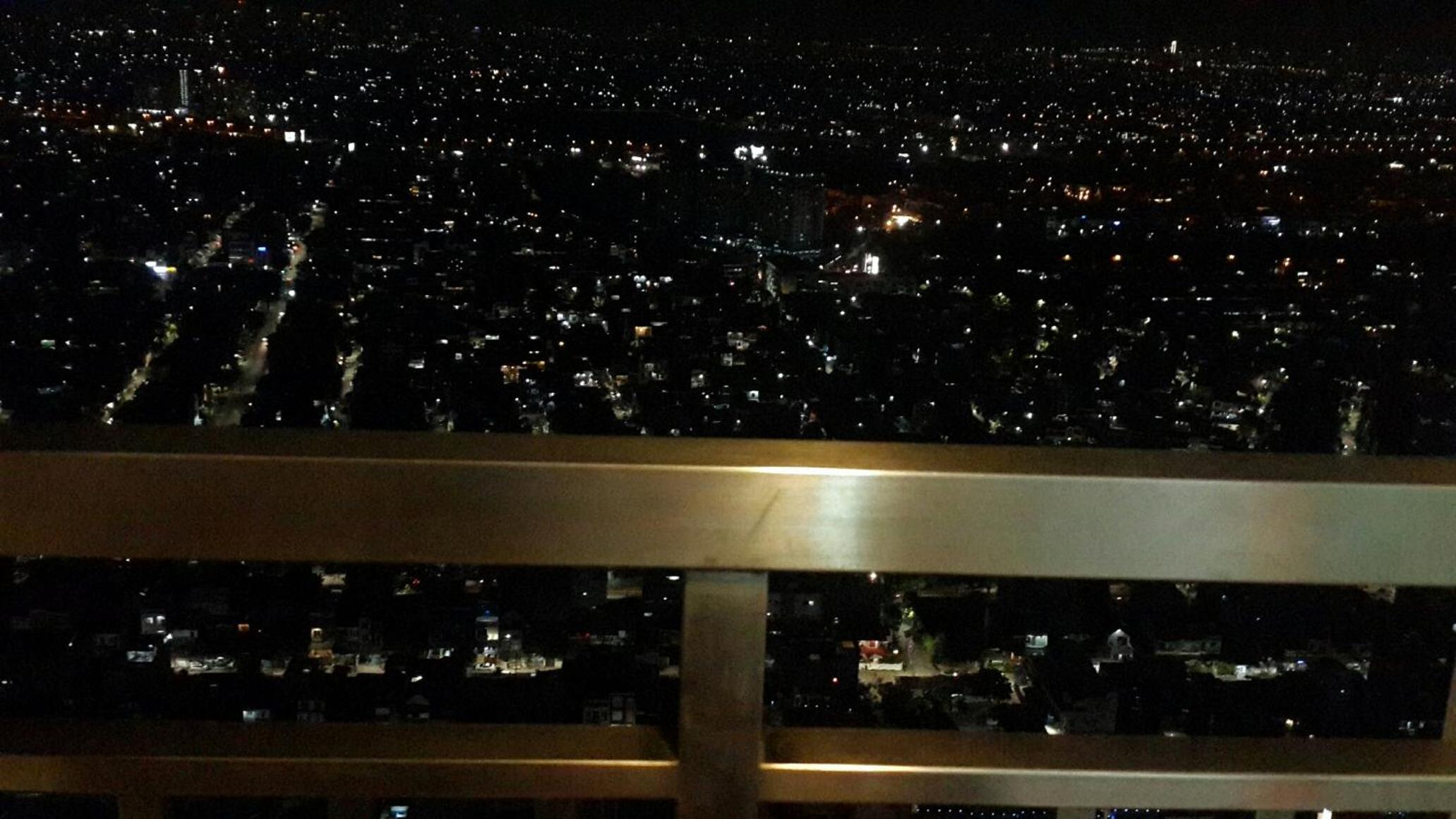 Robert's Condominium