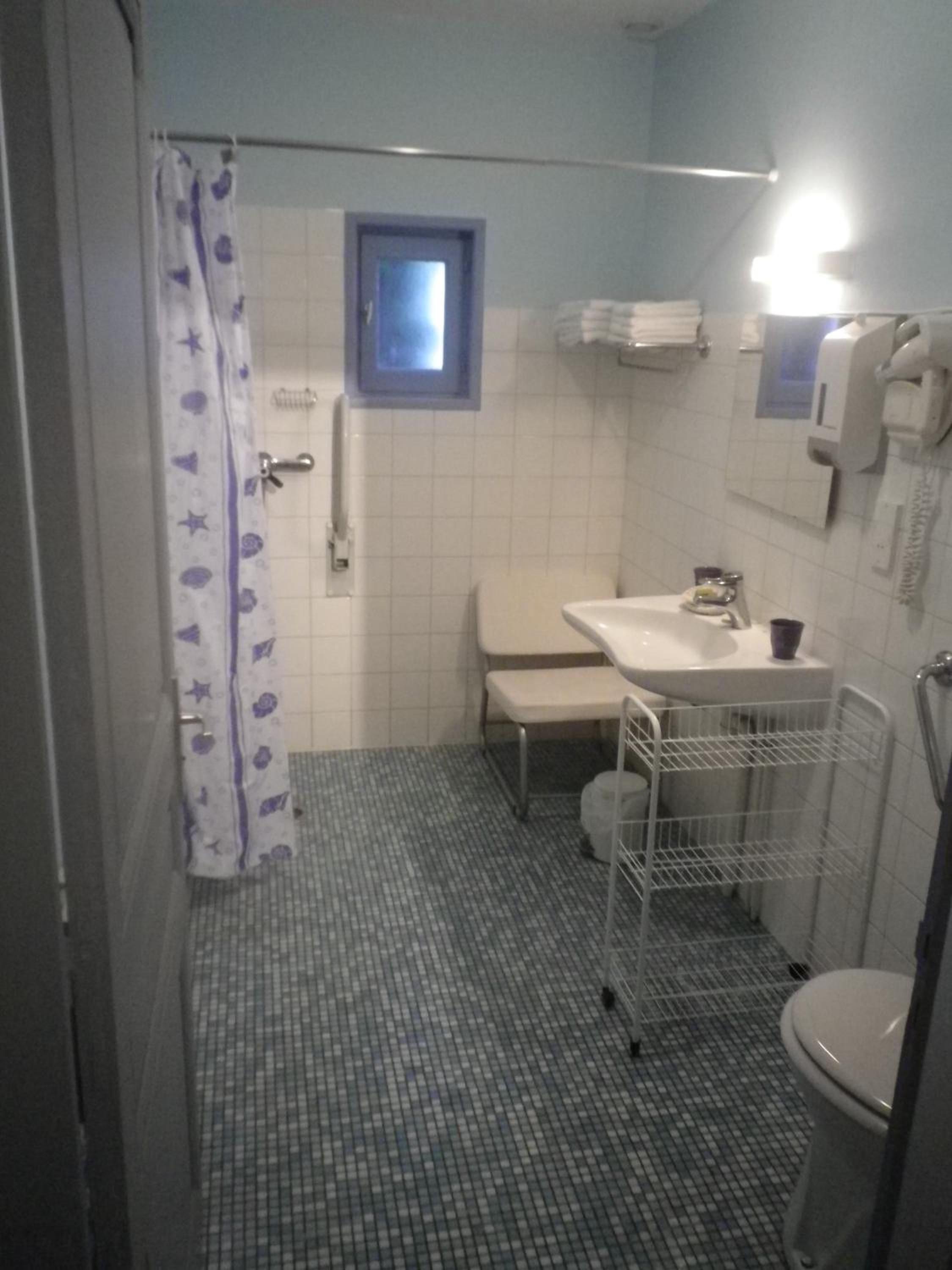 Photo 42