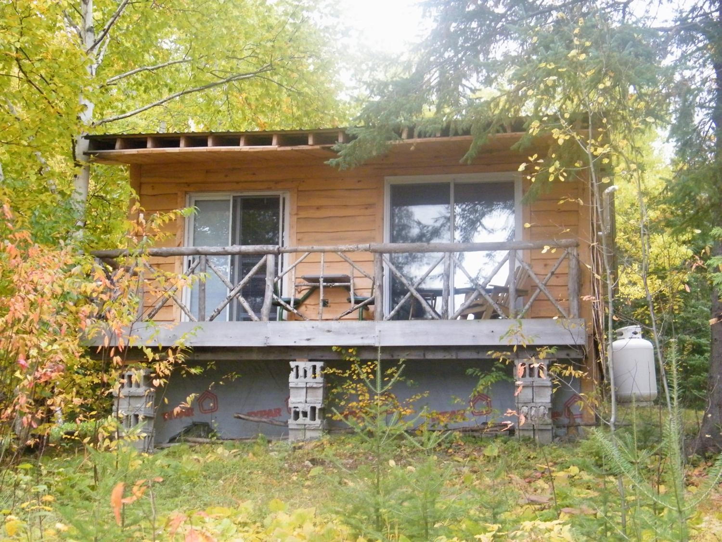 Mowat Landing Cottages