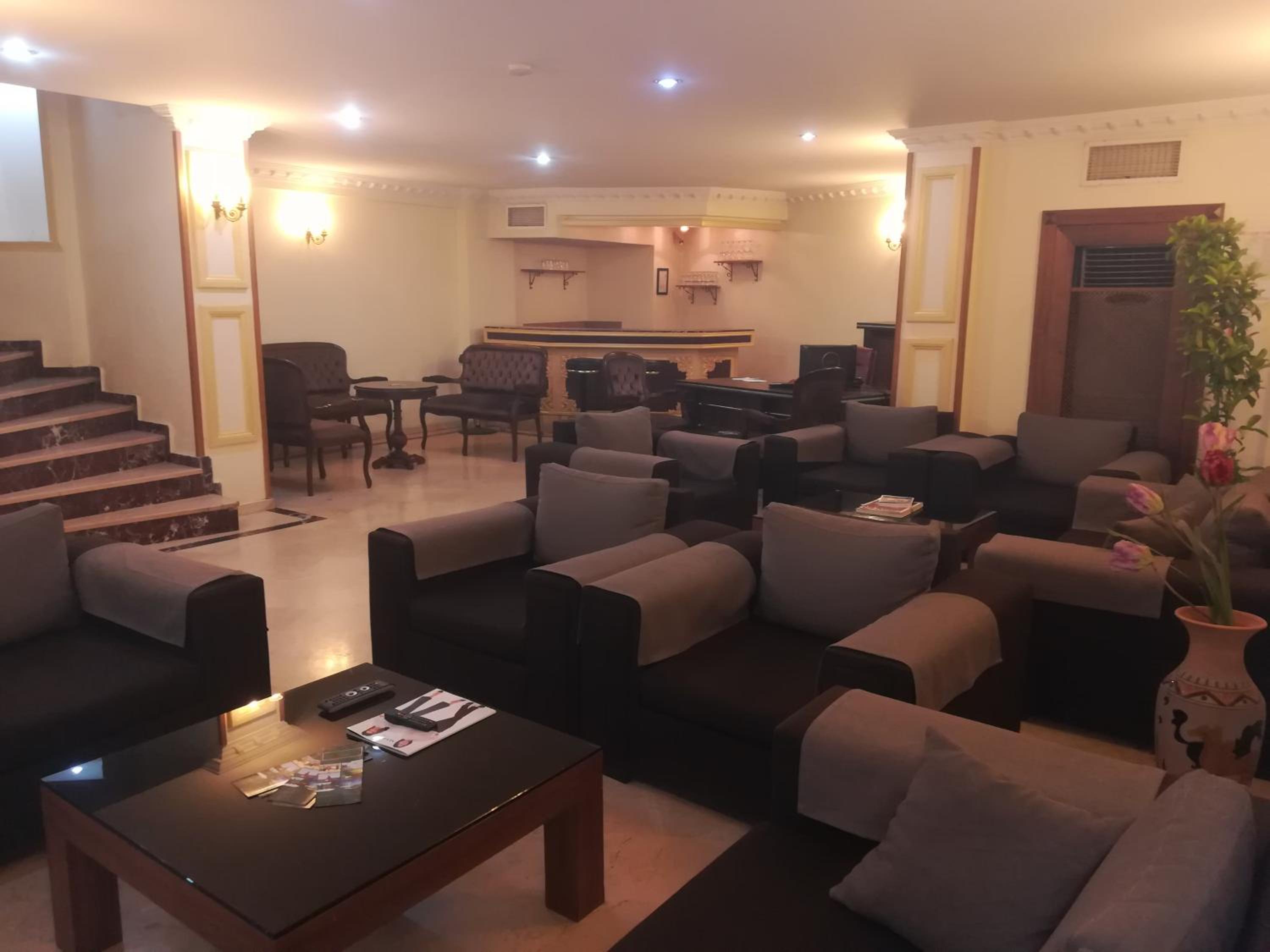 Lyon Hotel İstanbul - Image 11