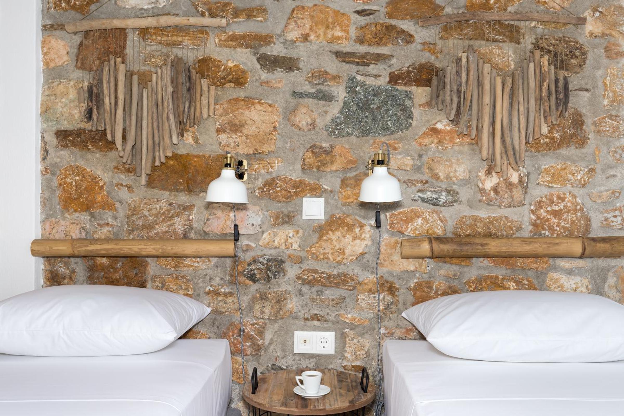 Syra Suites