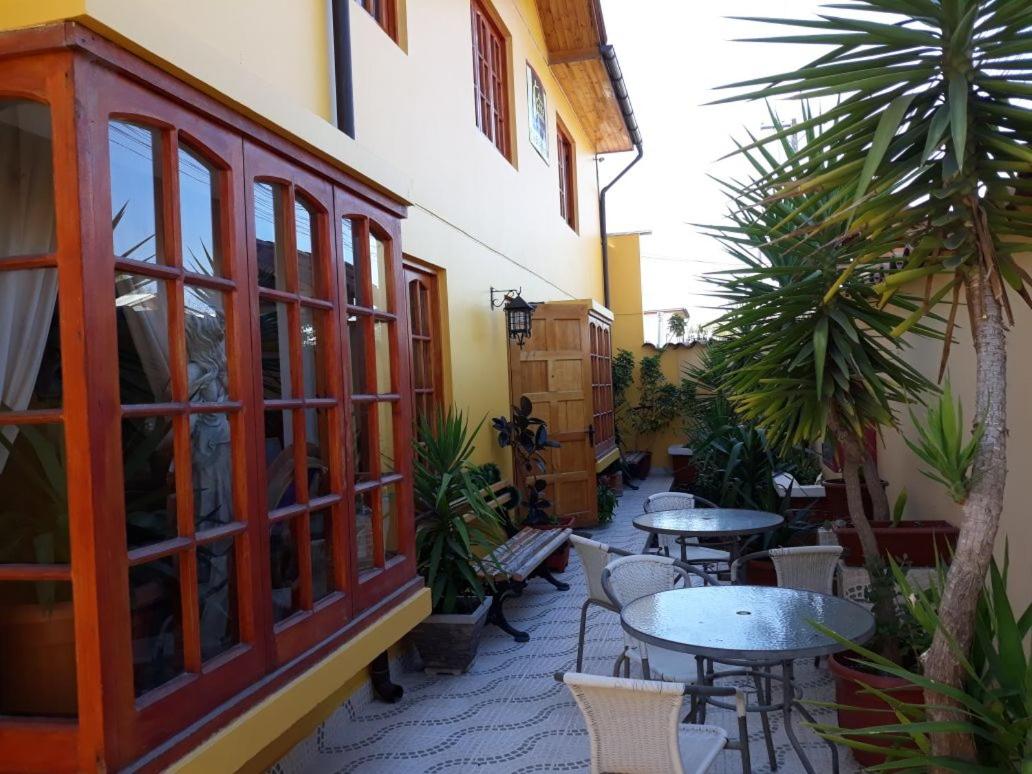 Hostal Casa Amarilla San Vicente de Tagua Tagua