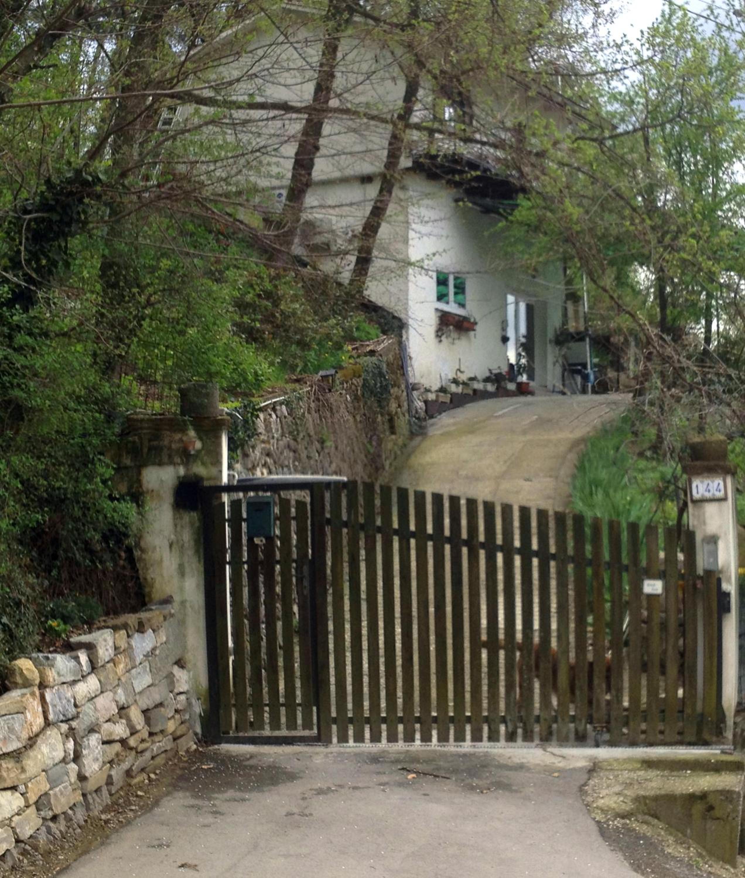 Photo 6