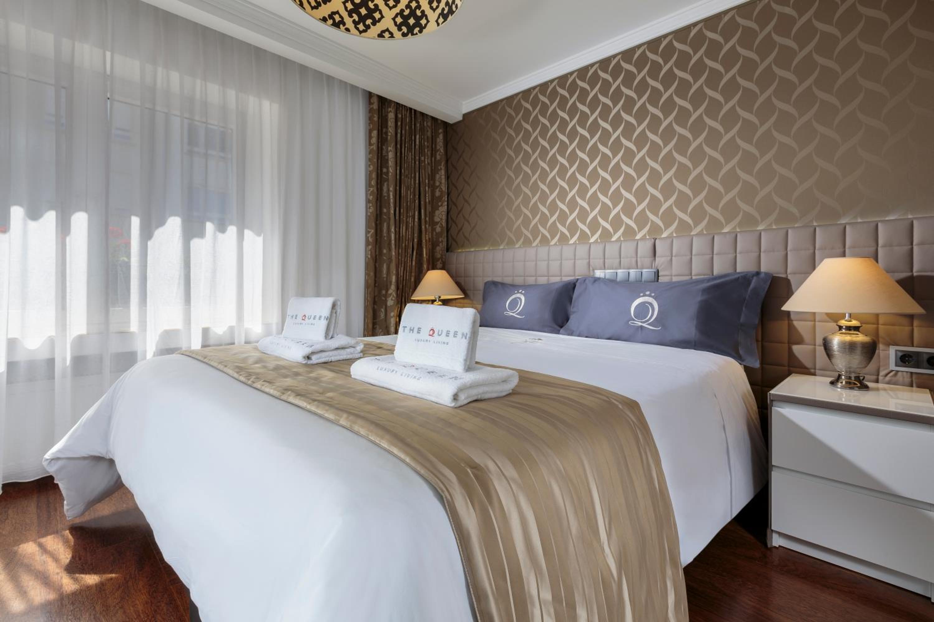 The Queen Luxury Apartments - Villa Vinicia
