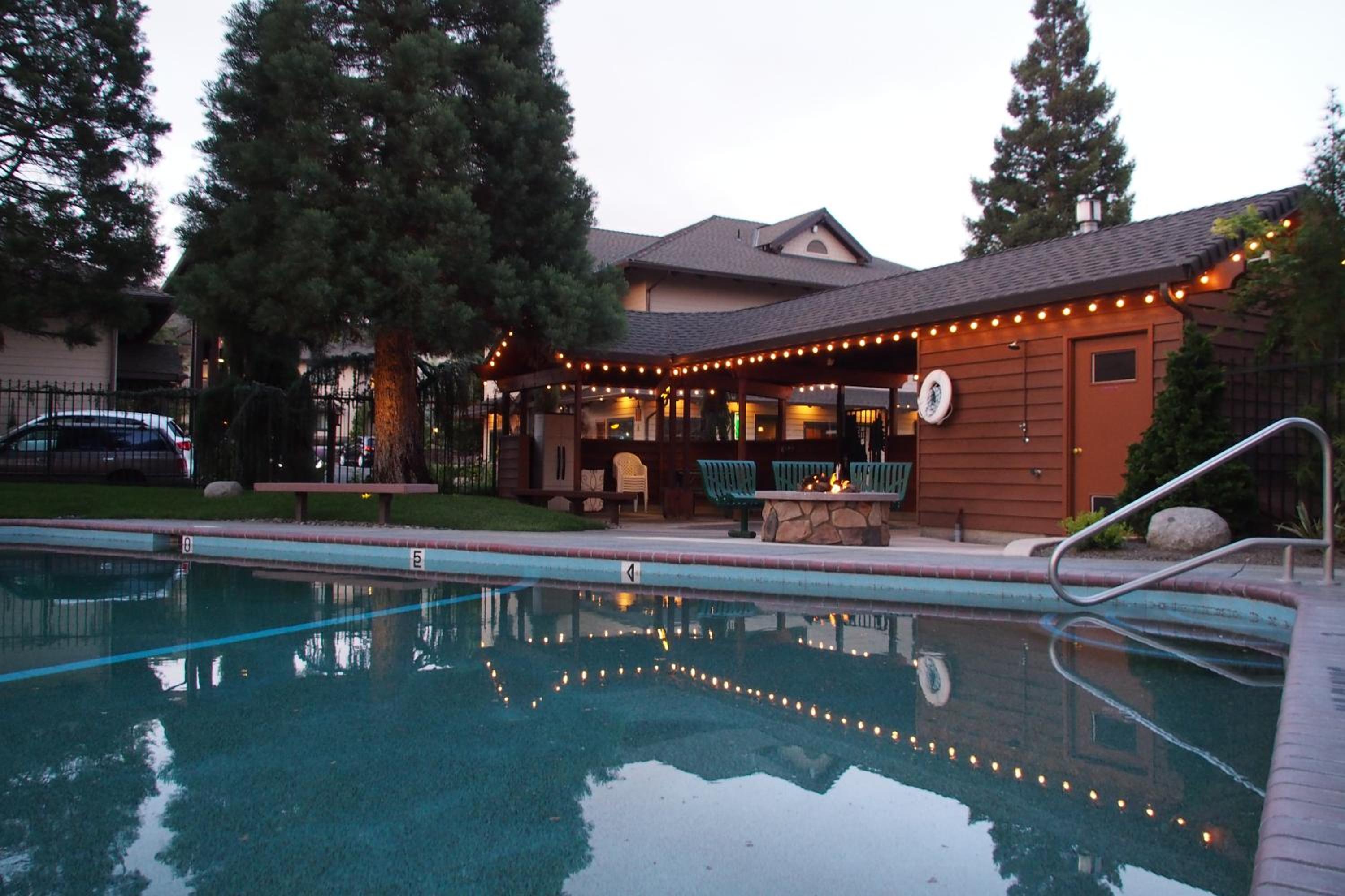 Redwood Hyperion Suites