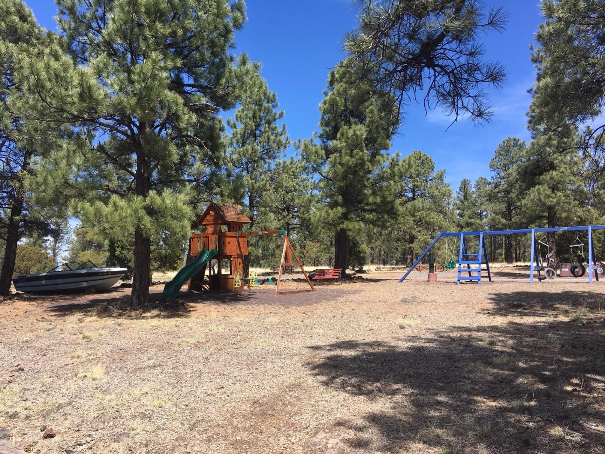The Canyon Motel & RV Park