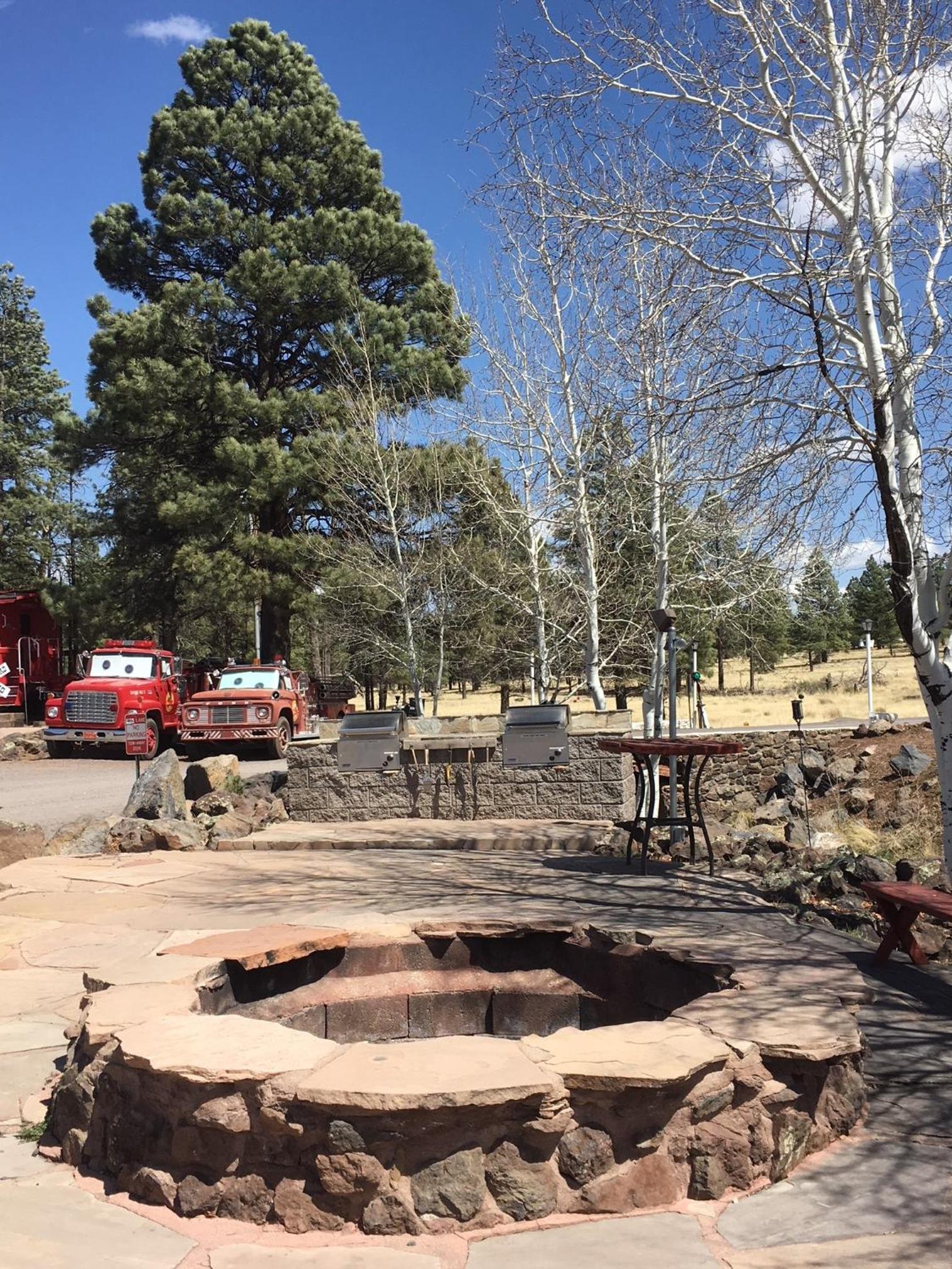 The Canyon Motel & RV Park