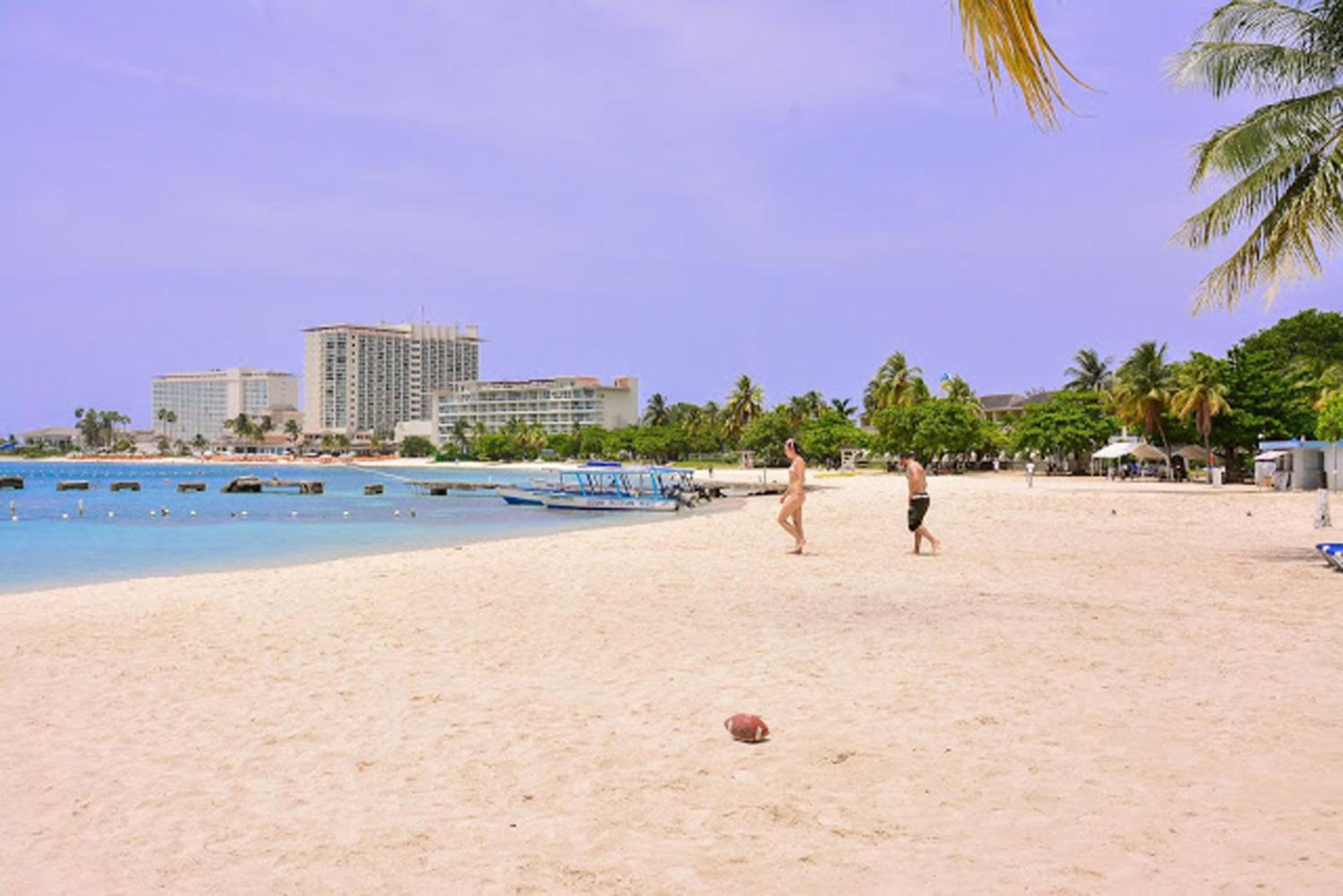 Green Island Beach Suite at Turtle towers