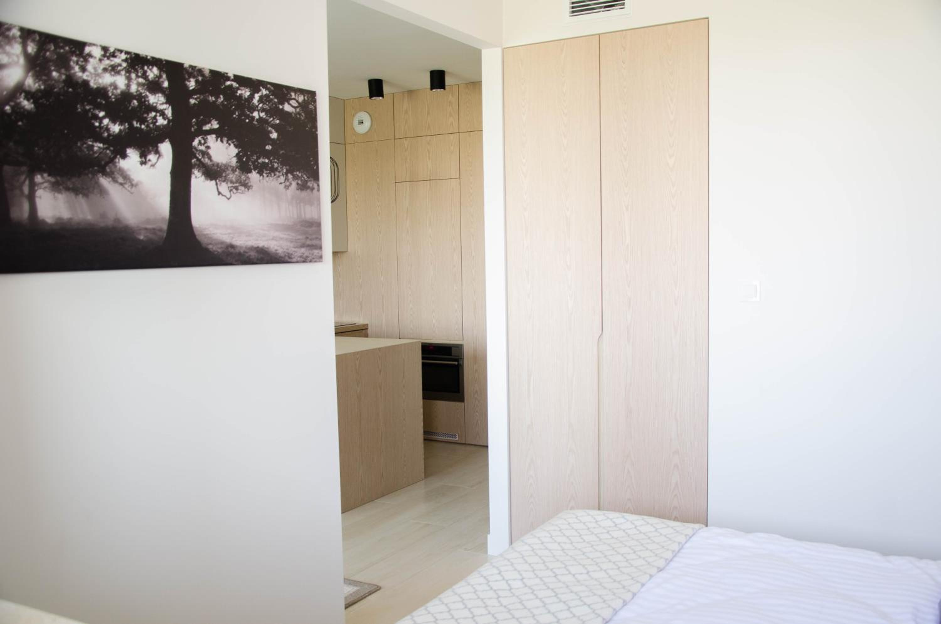 LuxLux Apartments Metro Slodowiec view 5