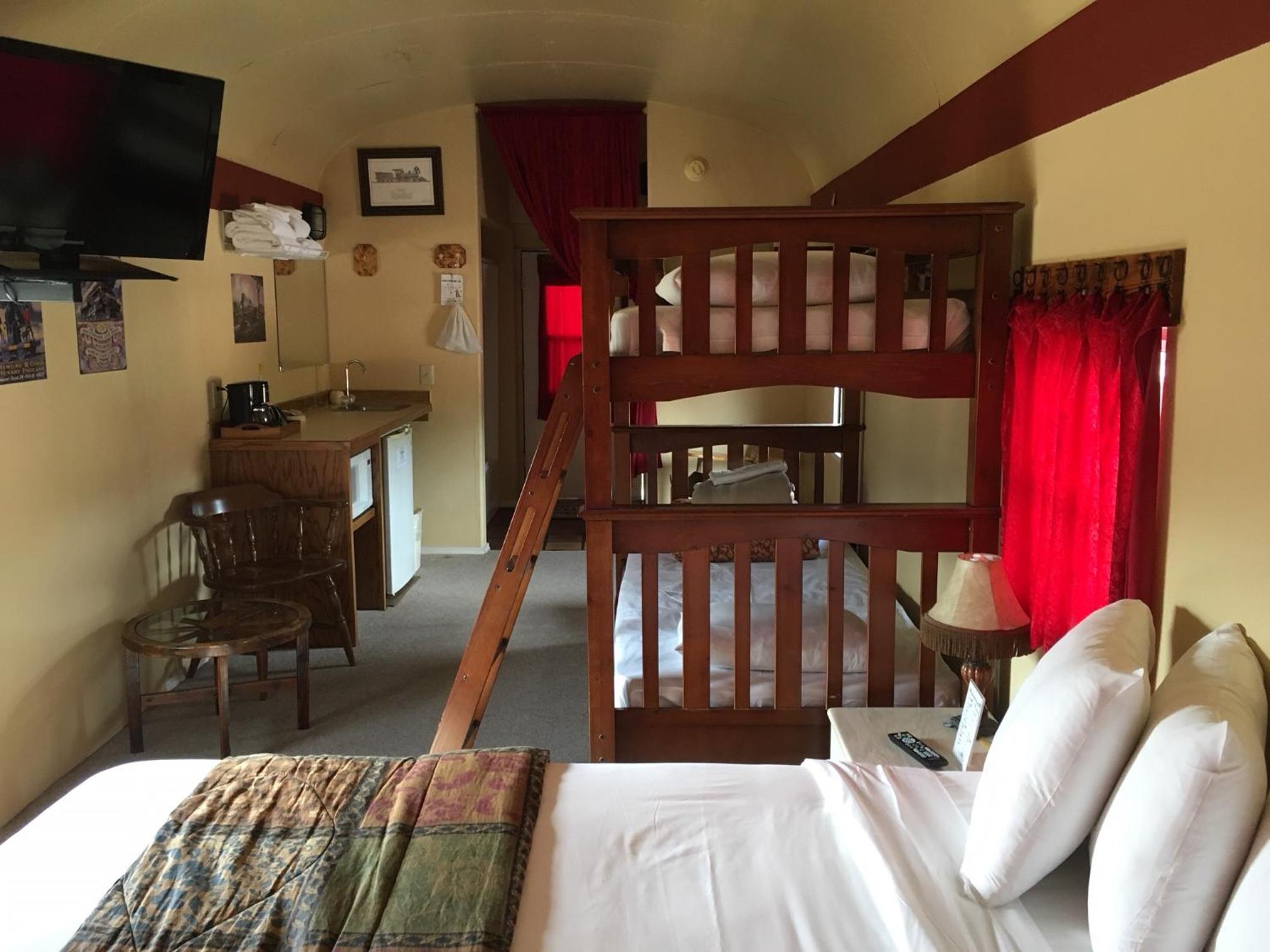 The Canyon Motel & RV Park