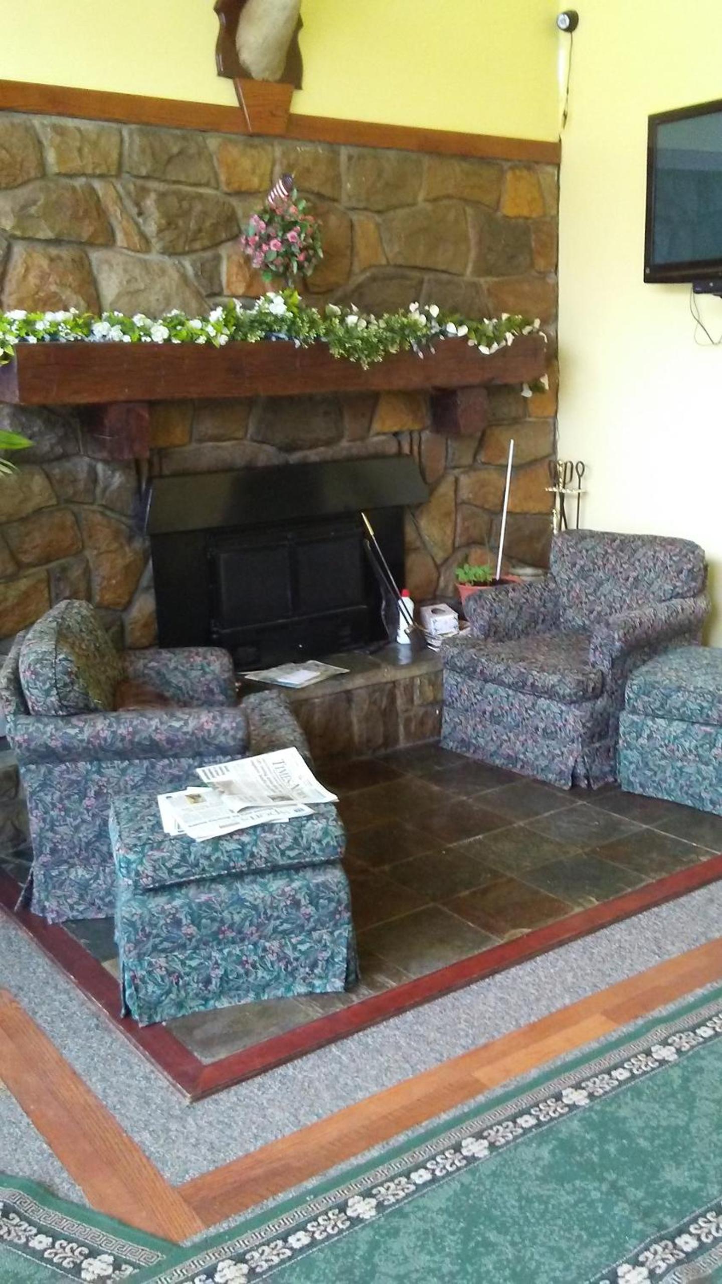 Clarysville Motel view 3