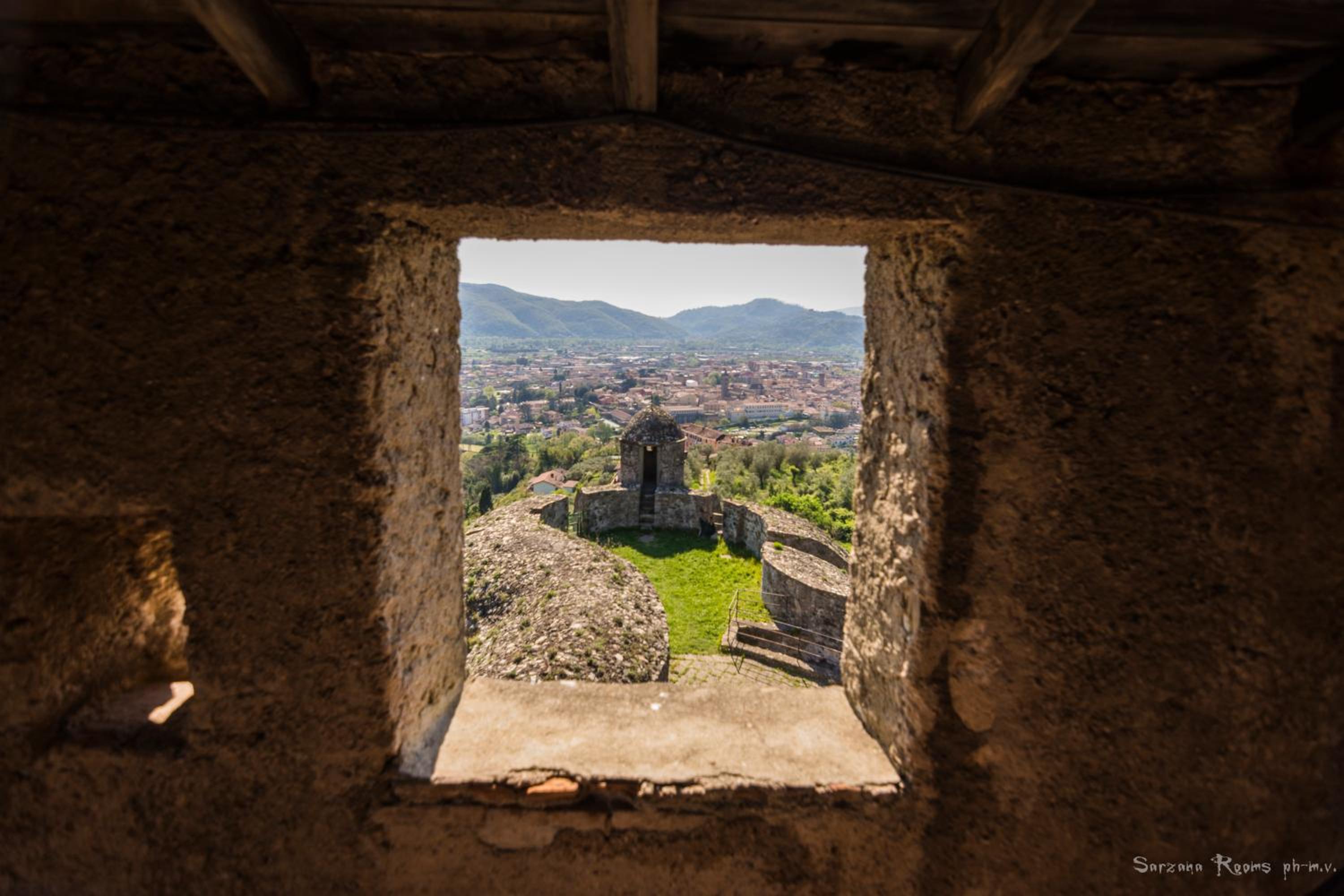 Sarzana's Rooms view 5