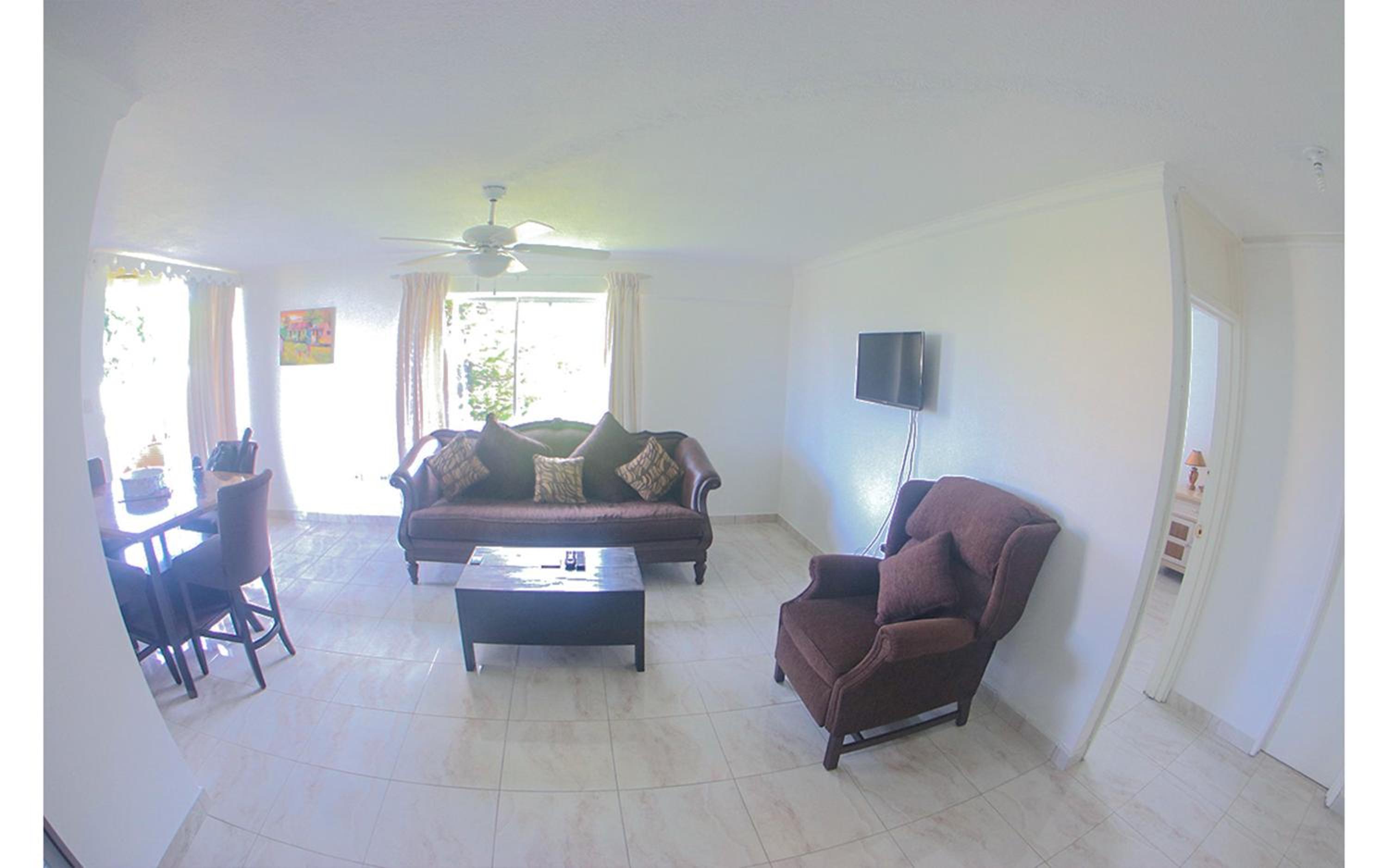 Beach Side Suite At Turtle Towers