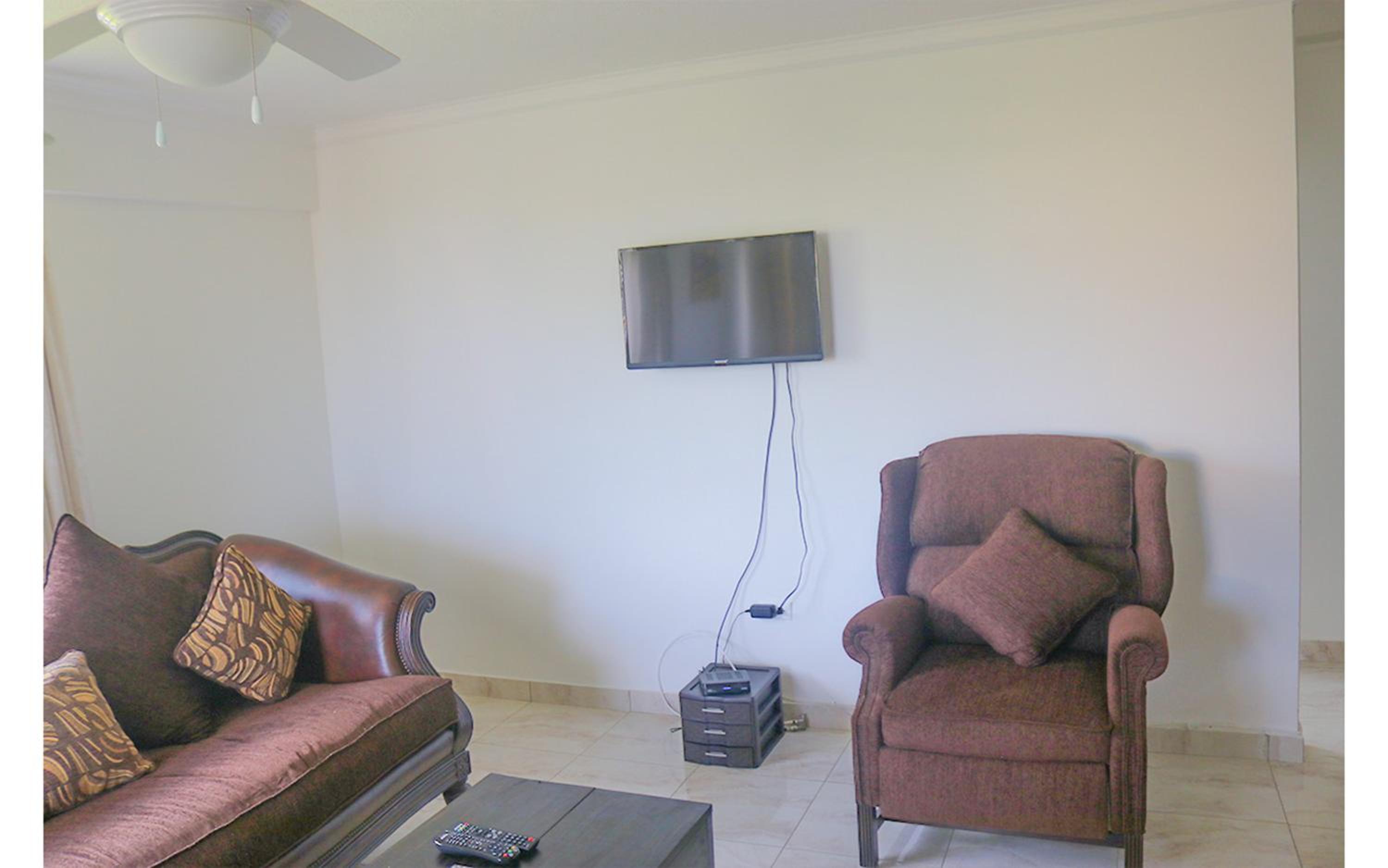 Beach Side Suite At Turtle Towers