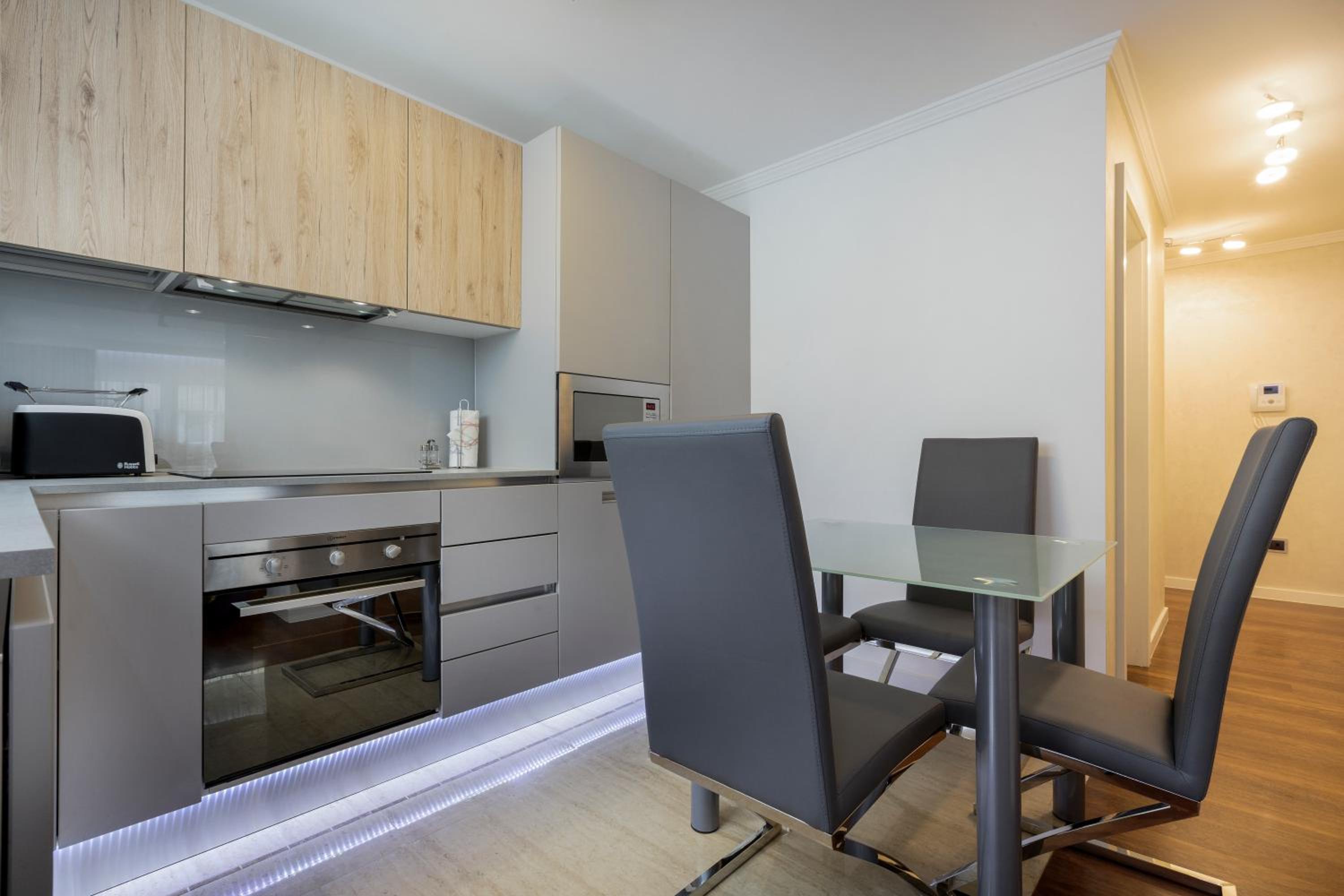 The Queen Luxury Apartments - Villa Vinicia
