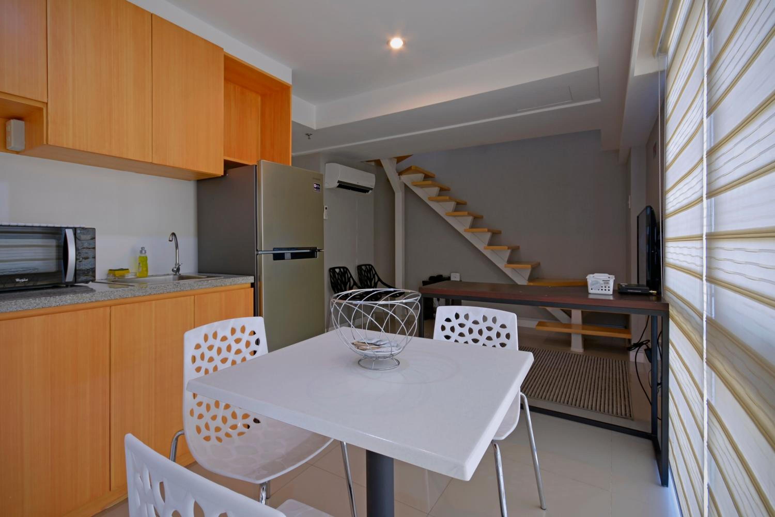 Victoria SOHO Suites photo 2