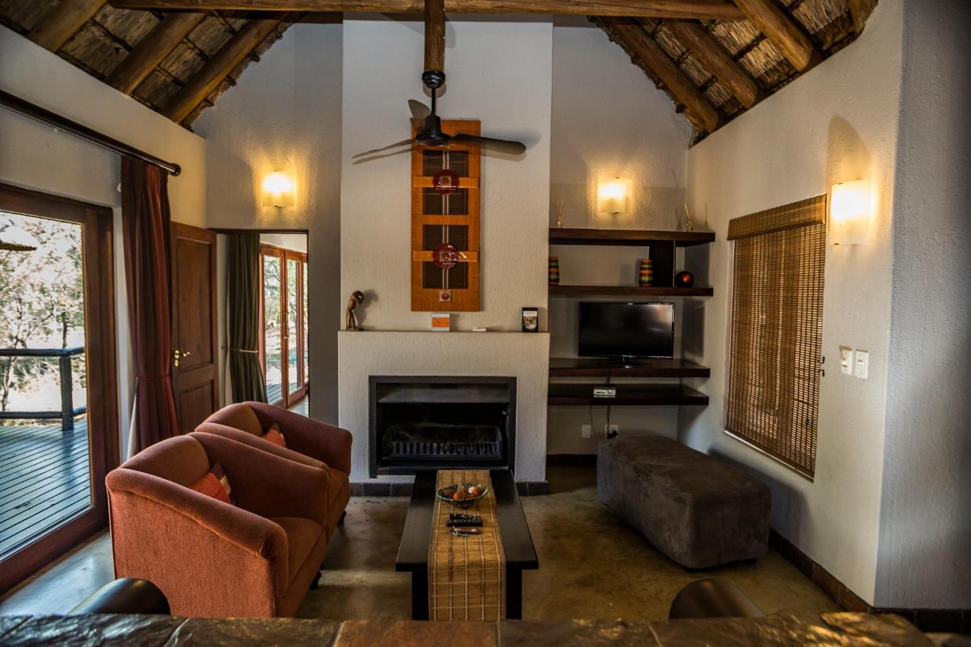 Hoedspruit Raptors Lodge N16