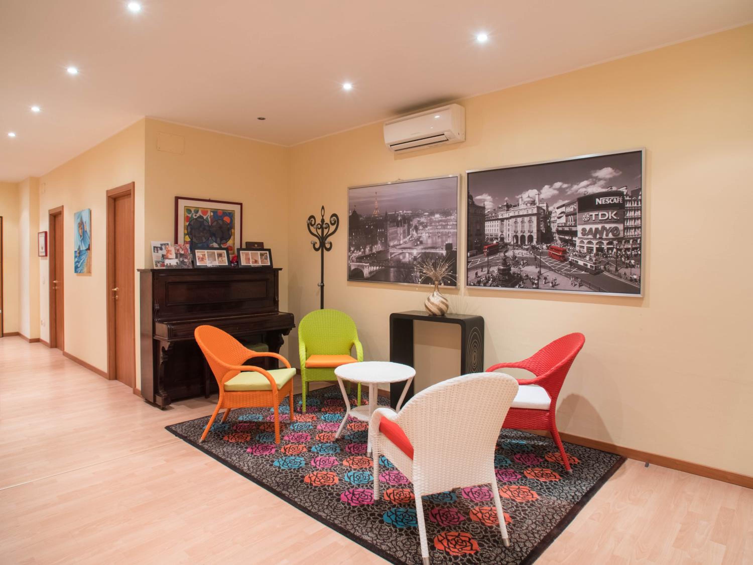 lounge