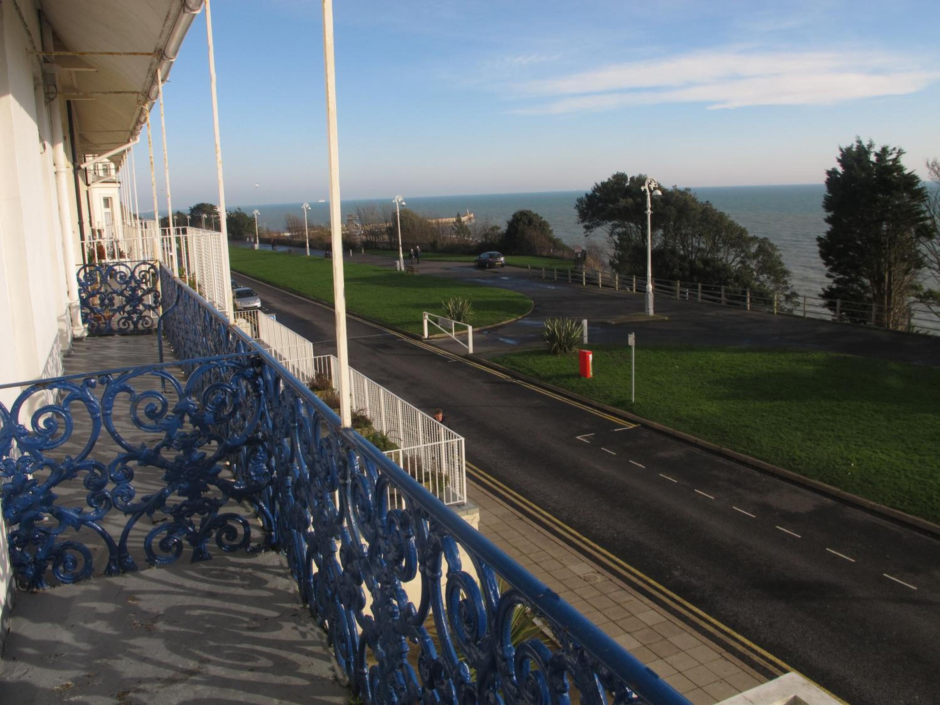 Folkestone Vacations - The Southcliff Hotel - Property Image 3