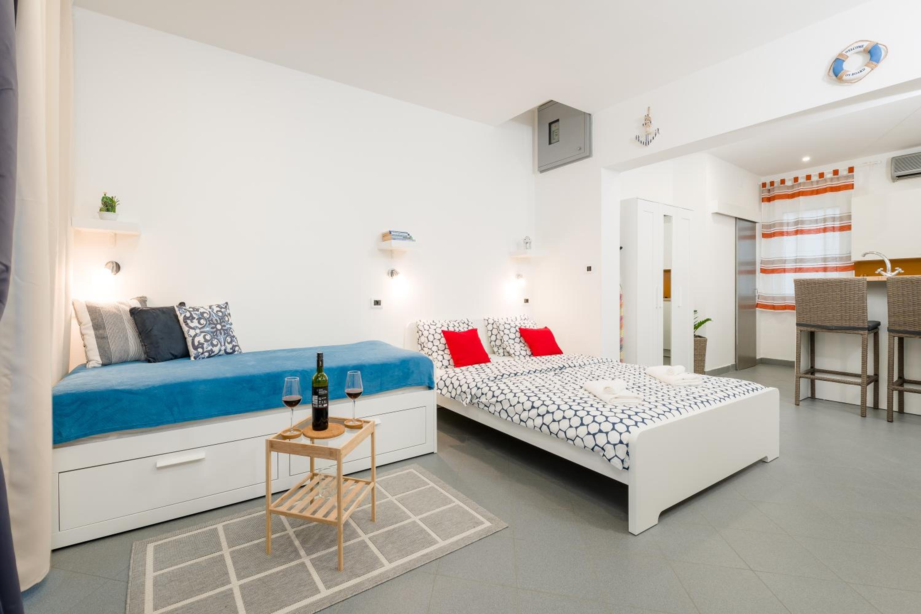 Studio apartment Sesula en Split — hotel room