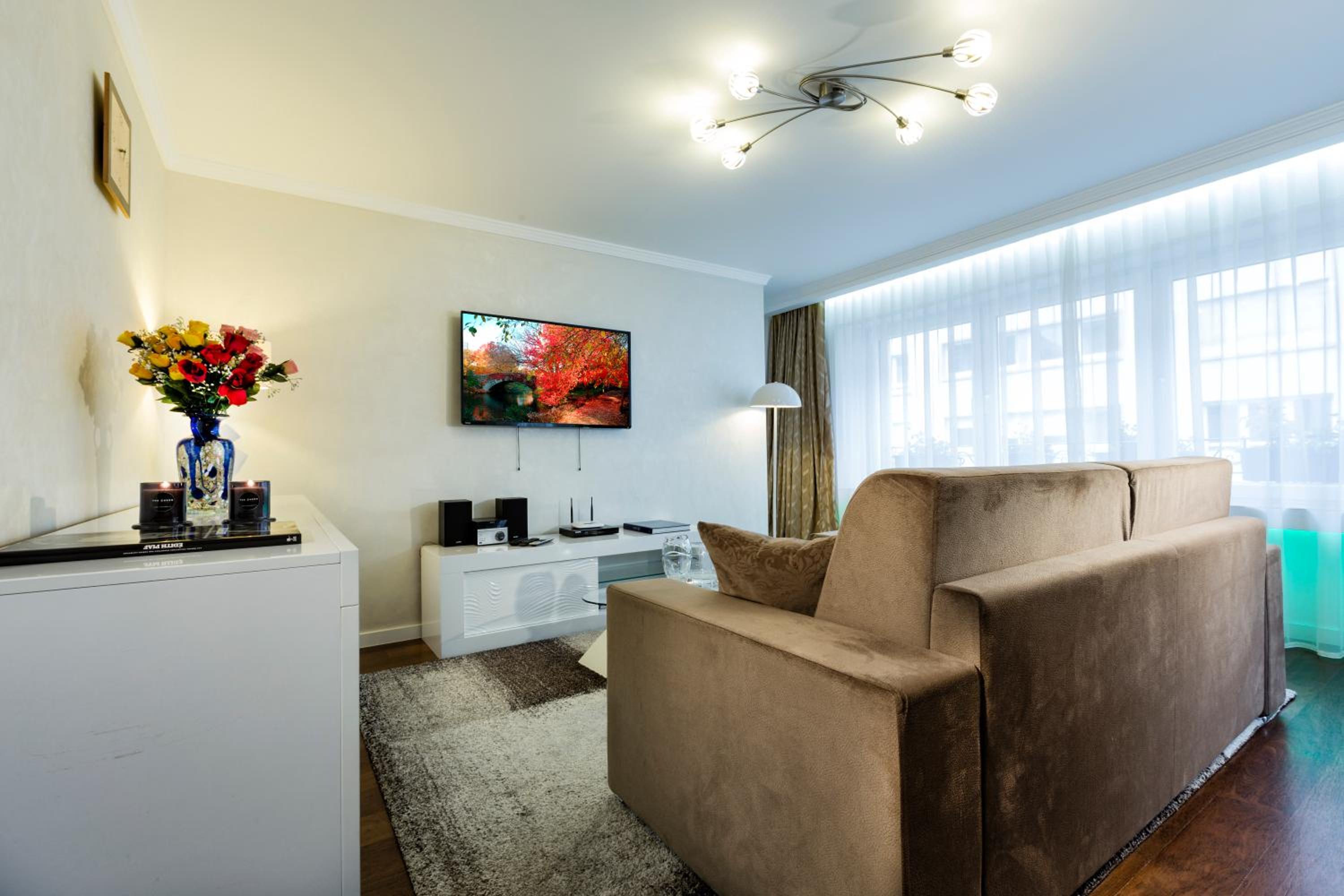The Queen Luxury Apartments - Villa Vinicia