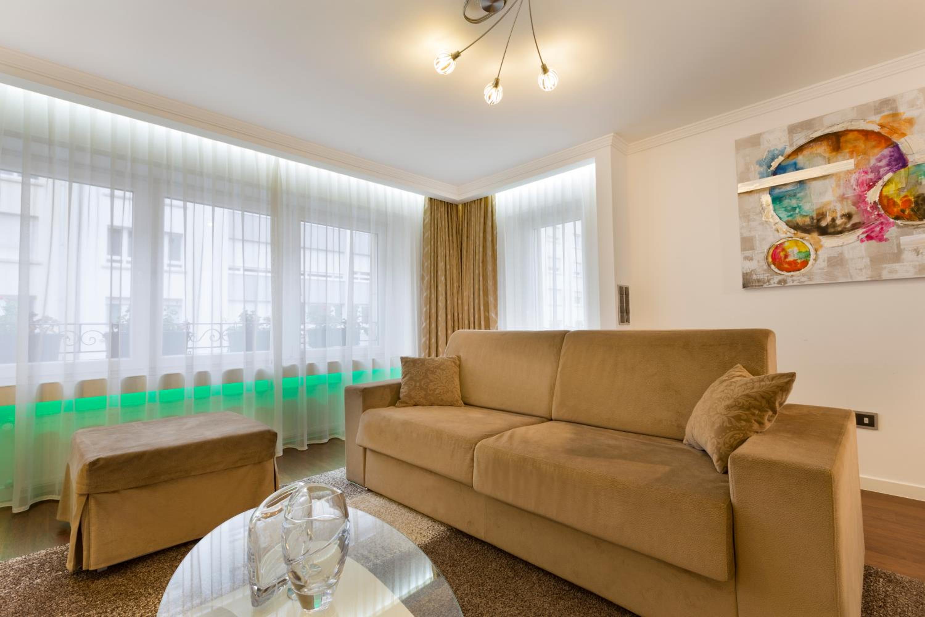 The Queen Luxury Apartments - Villa Vinicia