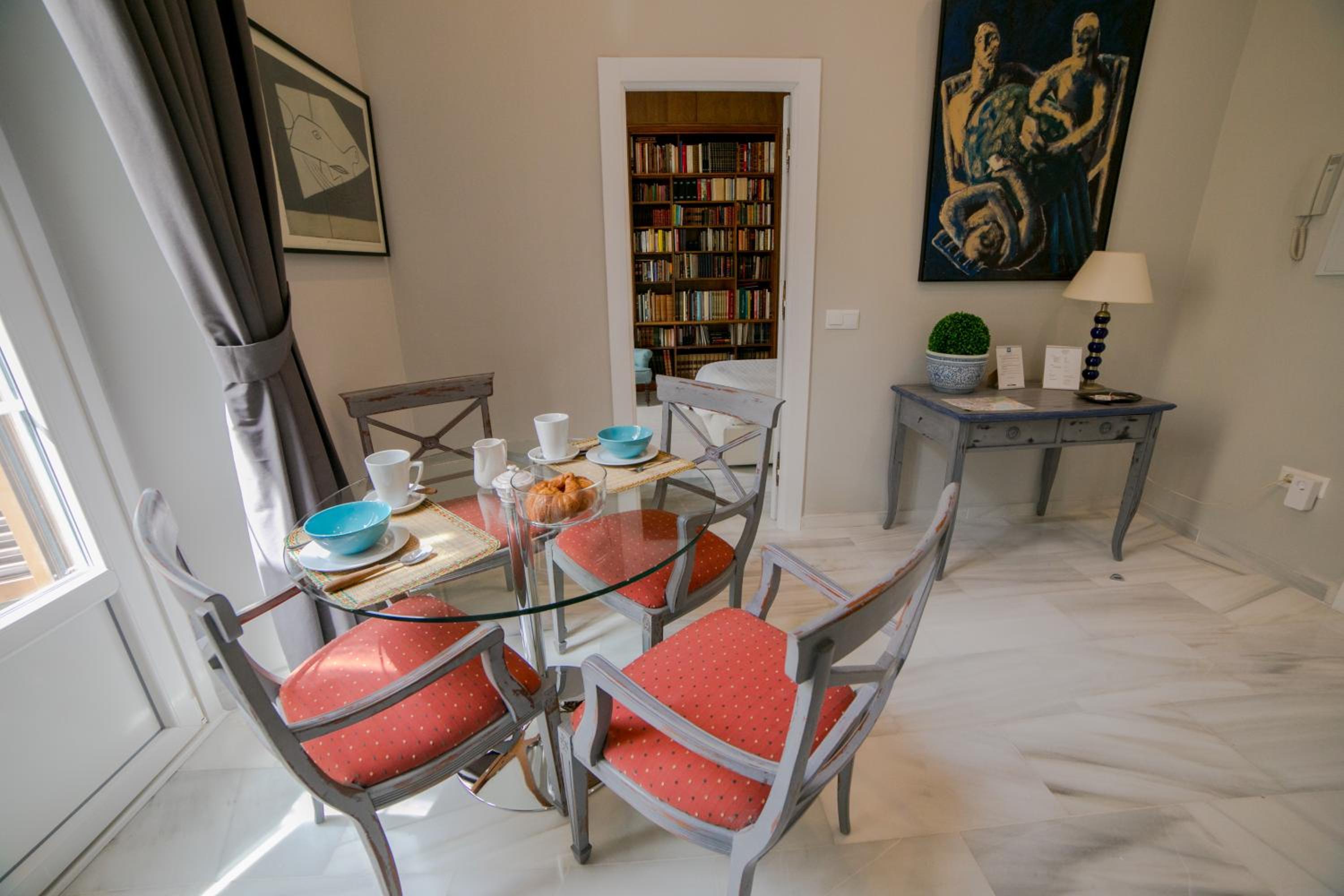 Apartamento Itaca en Málaga — dining