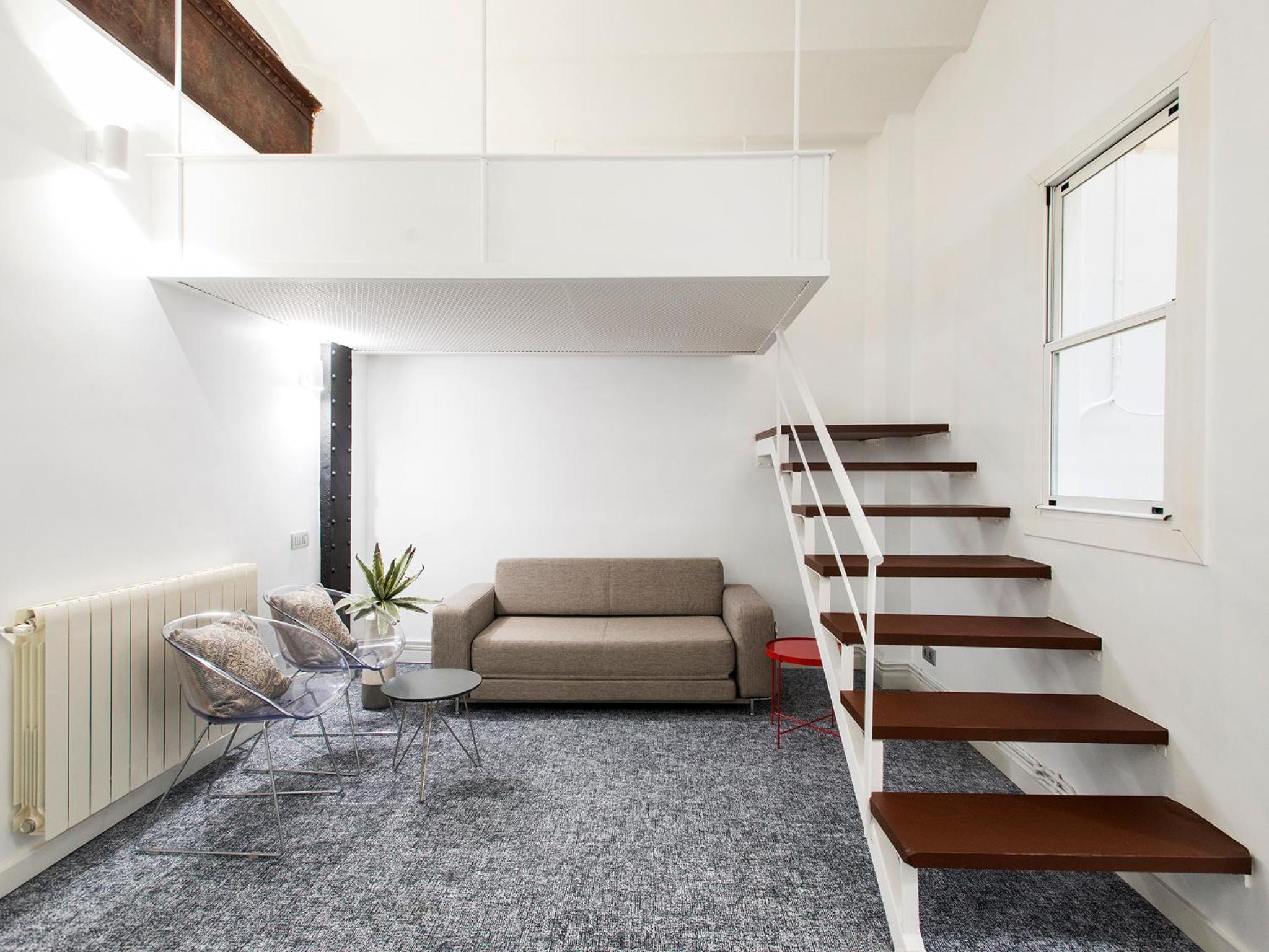 Fewdays Barcelona Apartments
