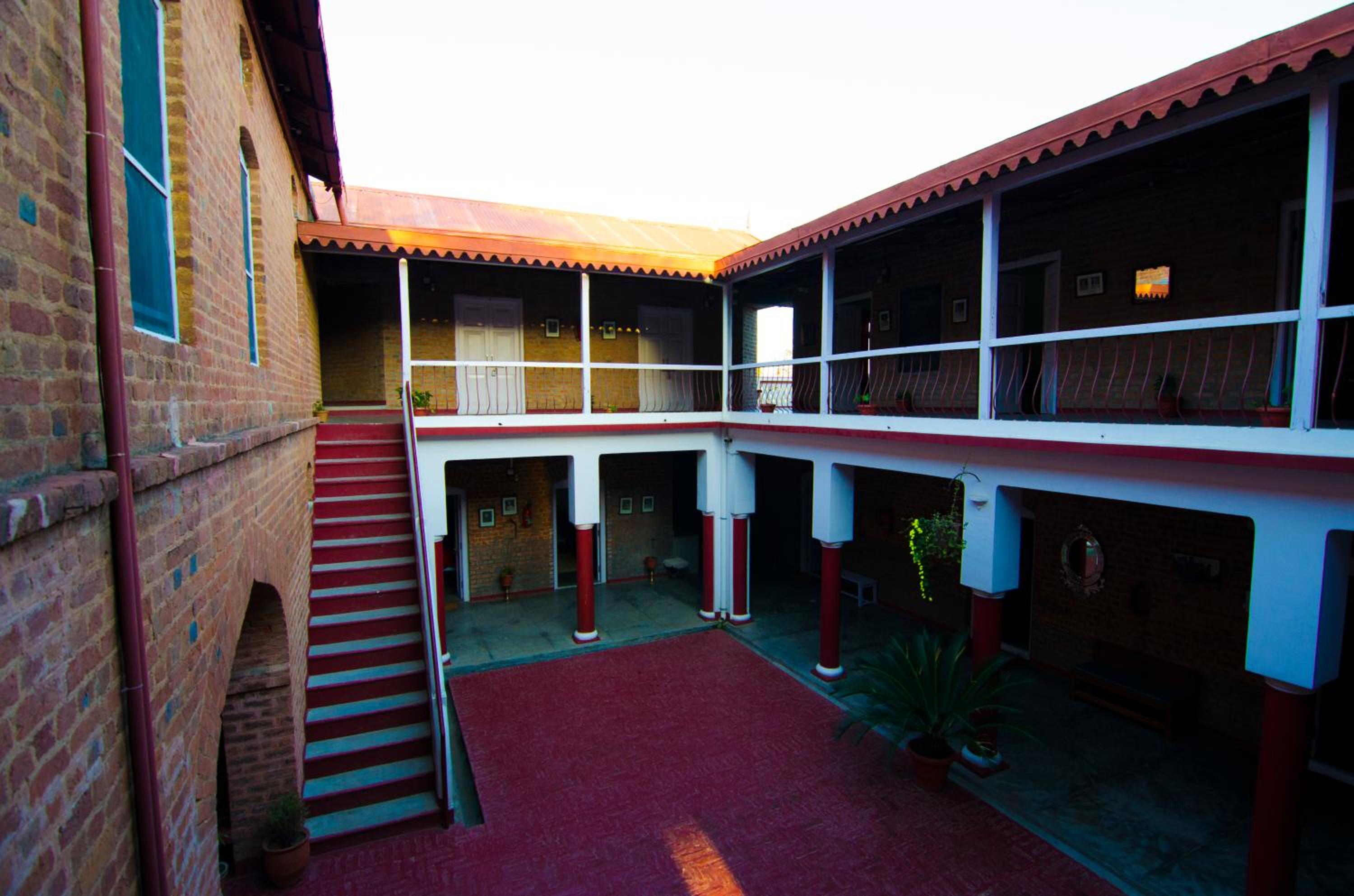Photo 25