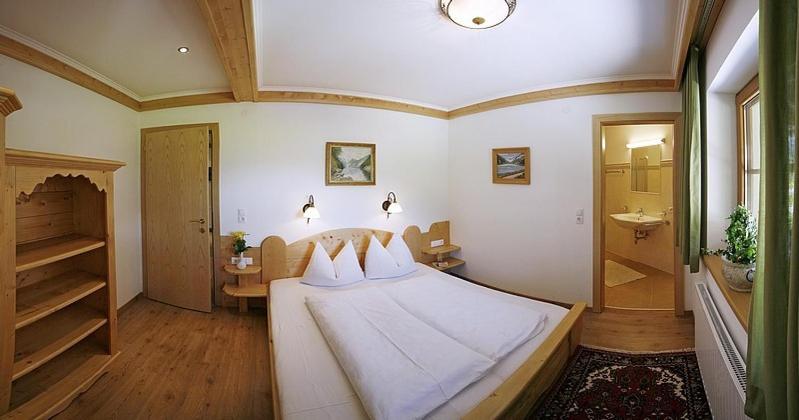 Photo 41