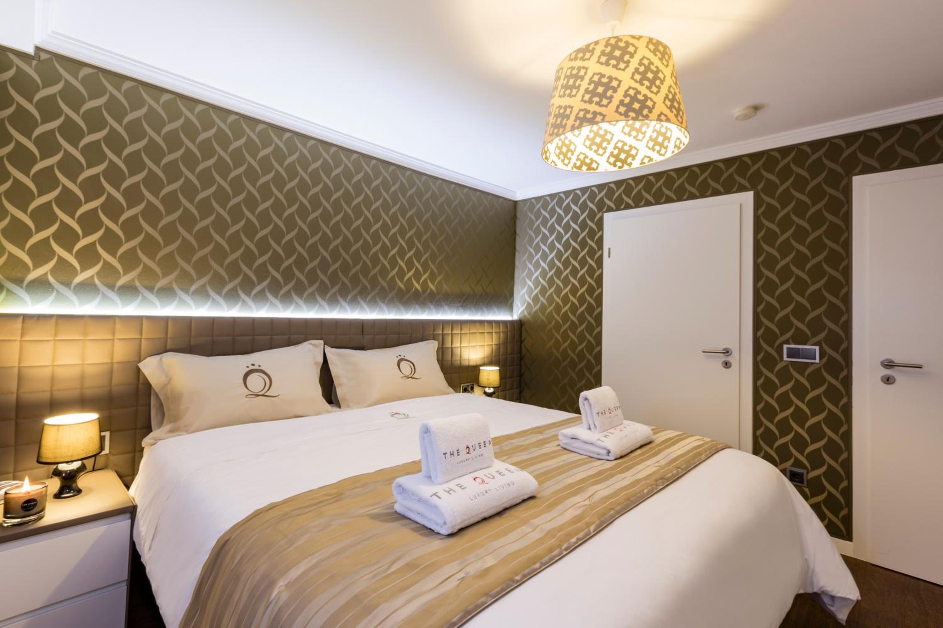 The Queen Luxury Apartments - Villa Vinicia