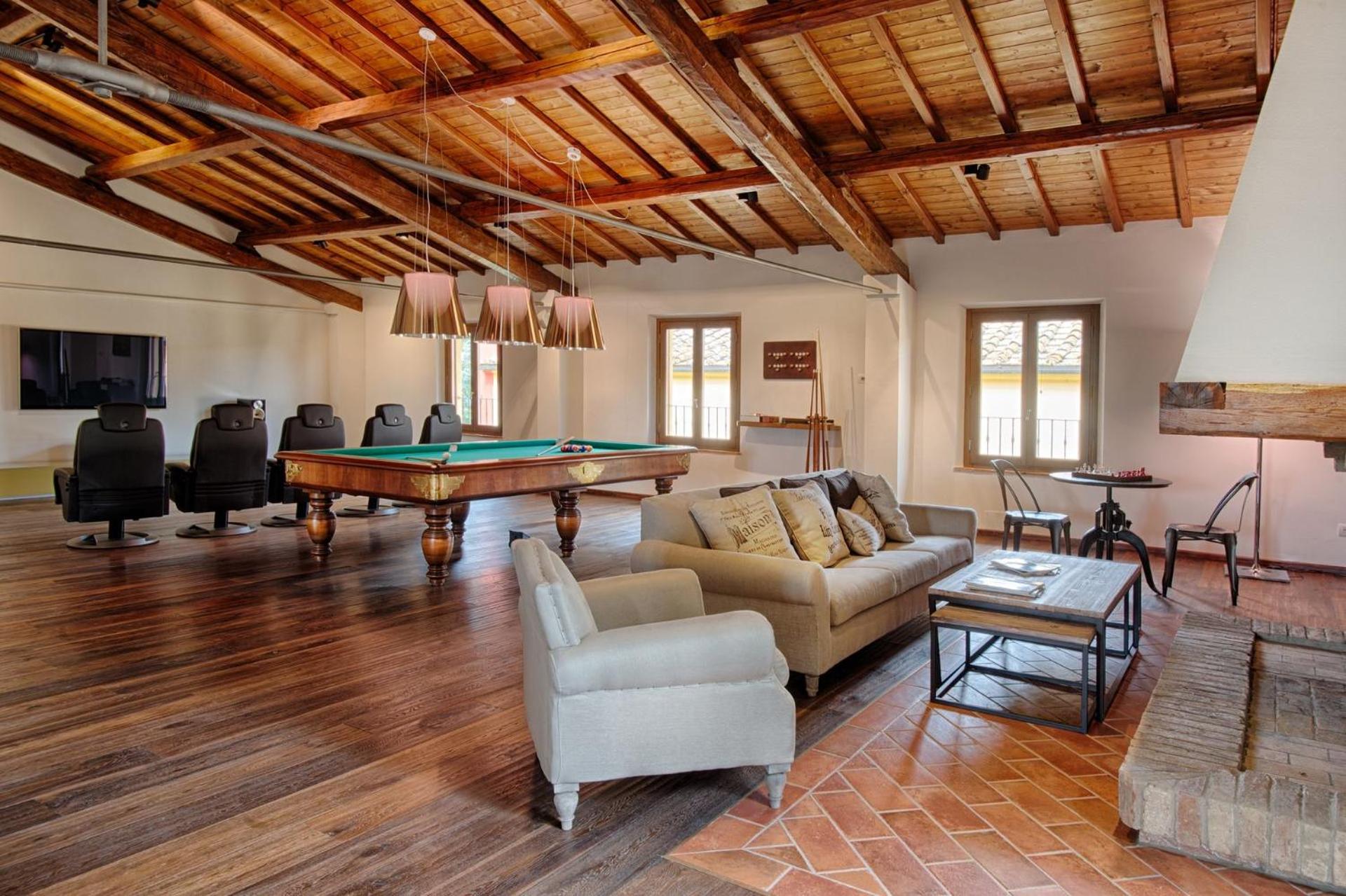 lounge