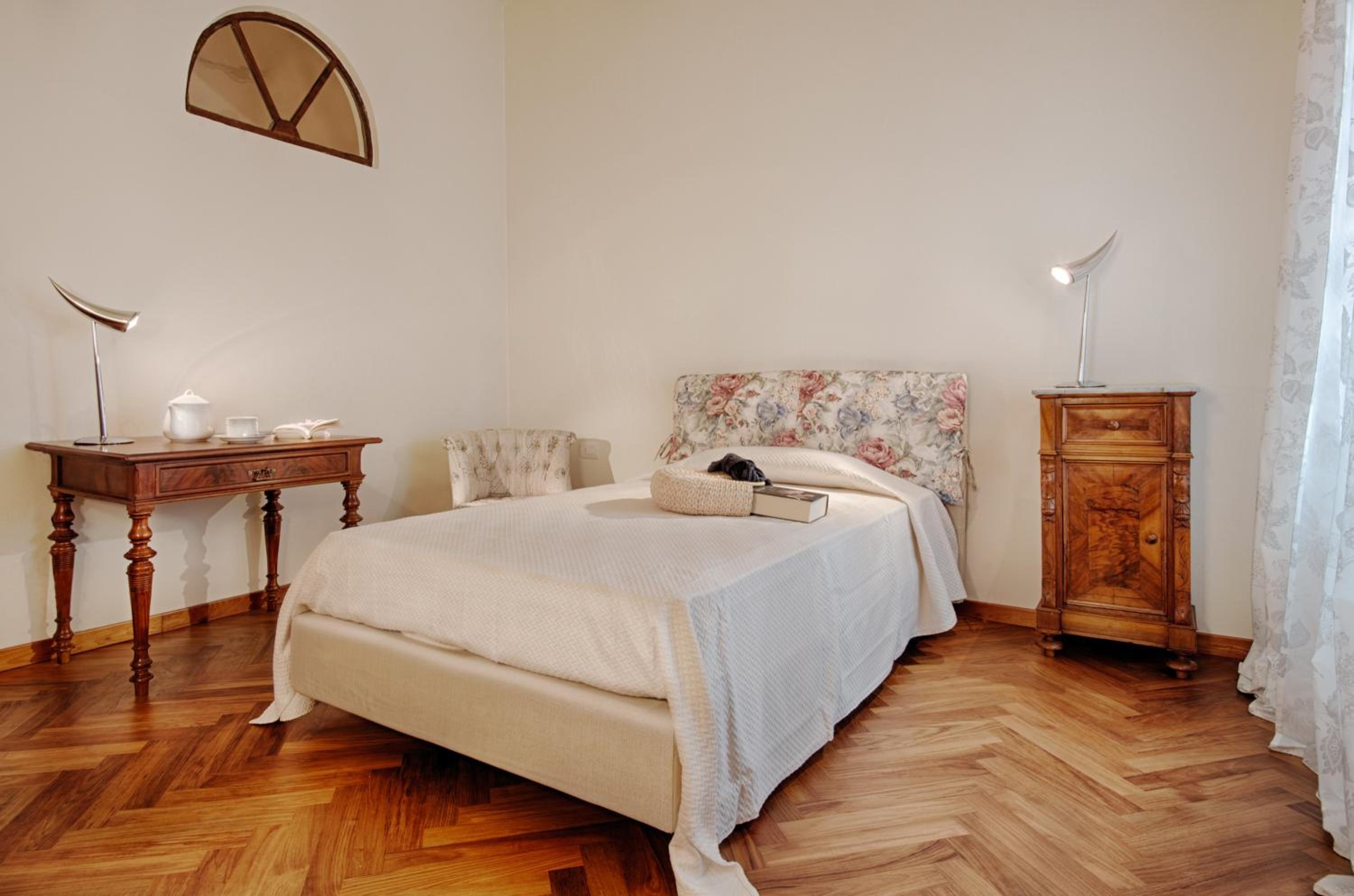 Tenuta Cambiano by PosarelliVillas view 5