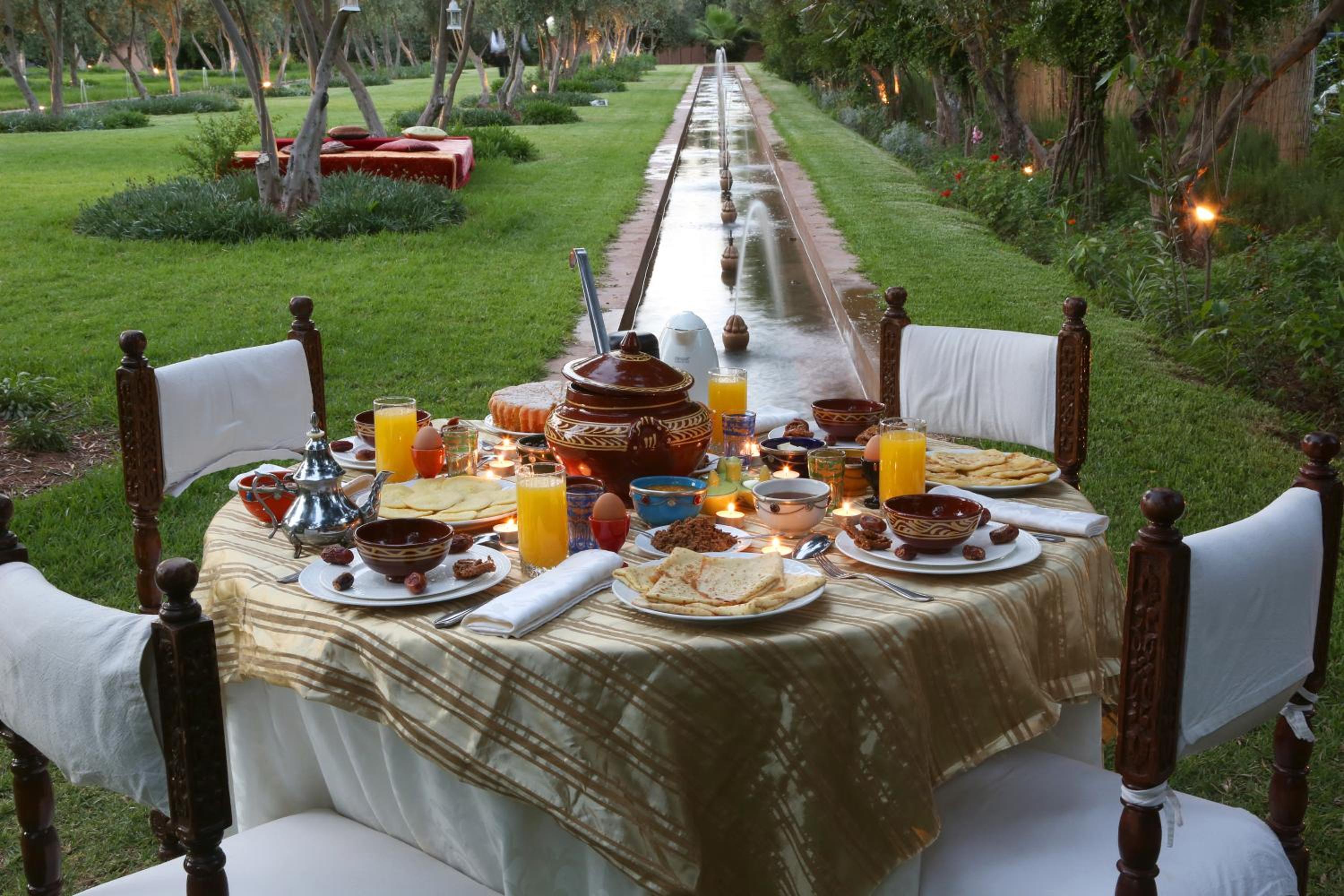 dining