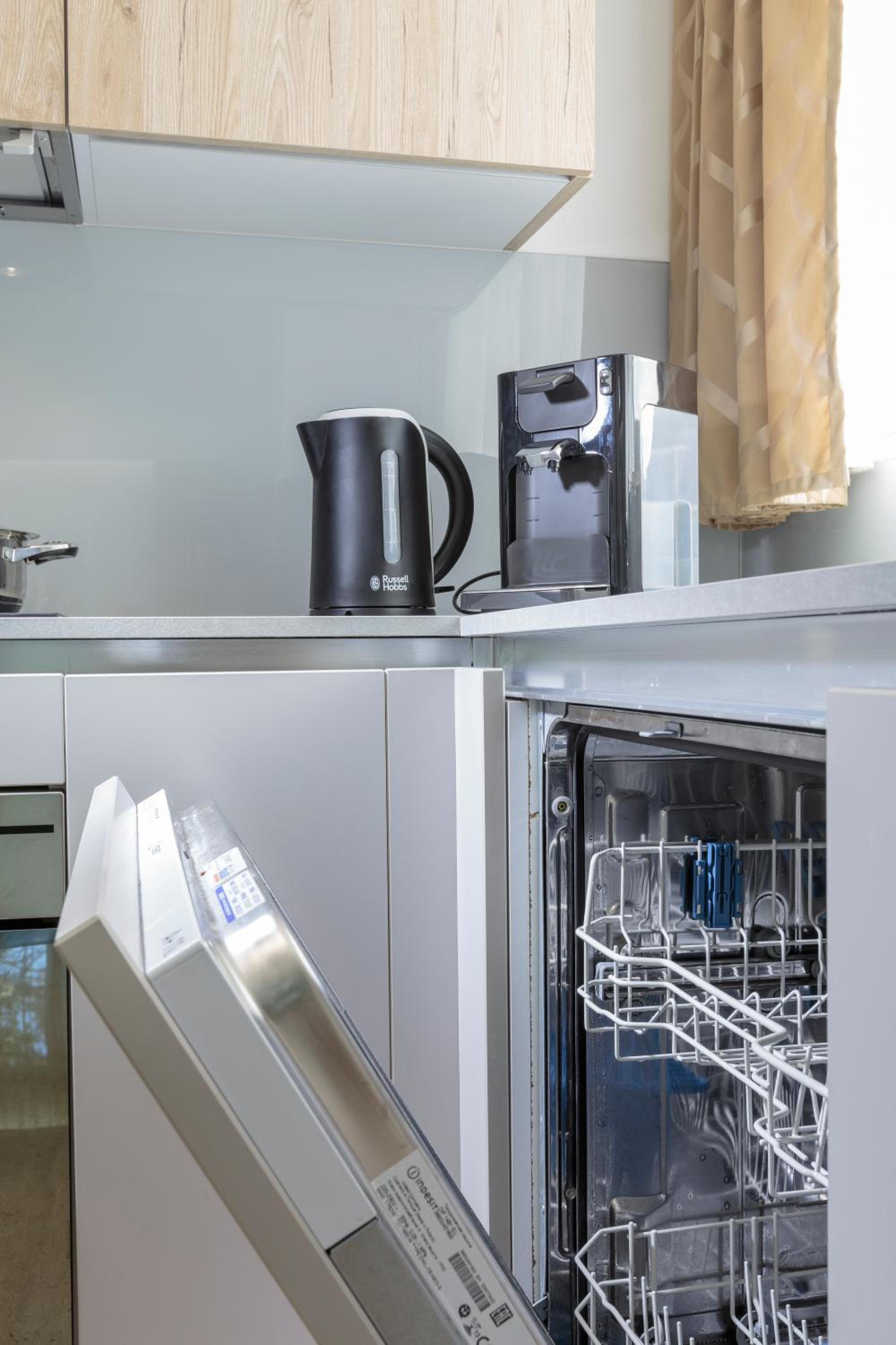 The Queen Luxury Apartments - Villa Vinicia