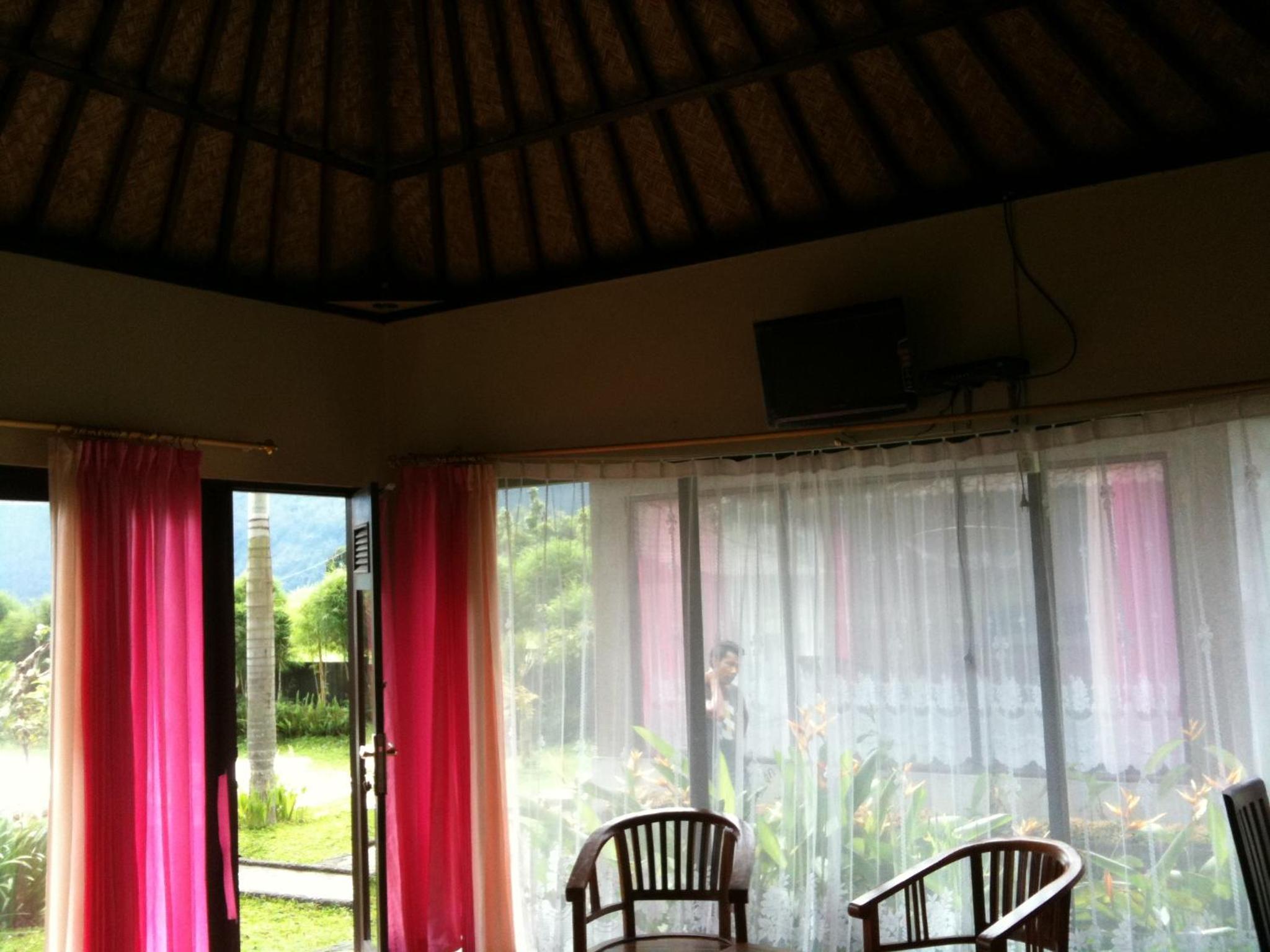 Photo 13